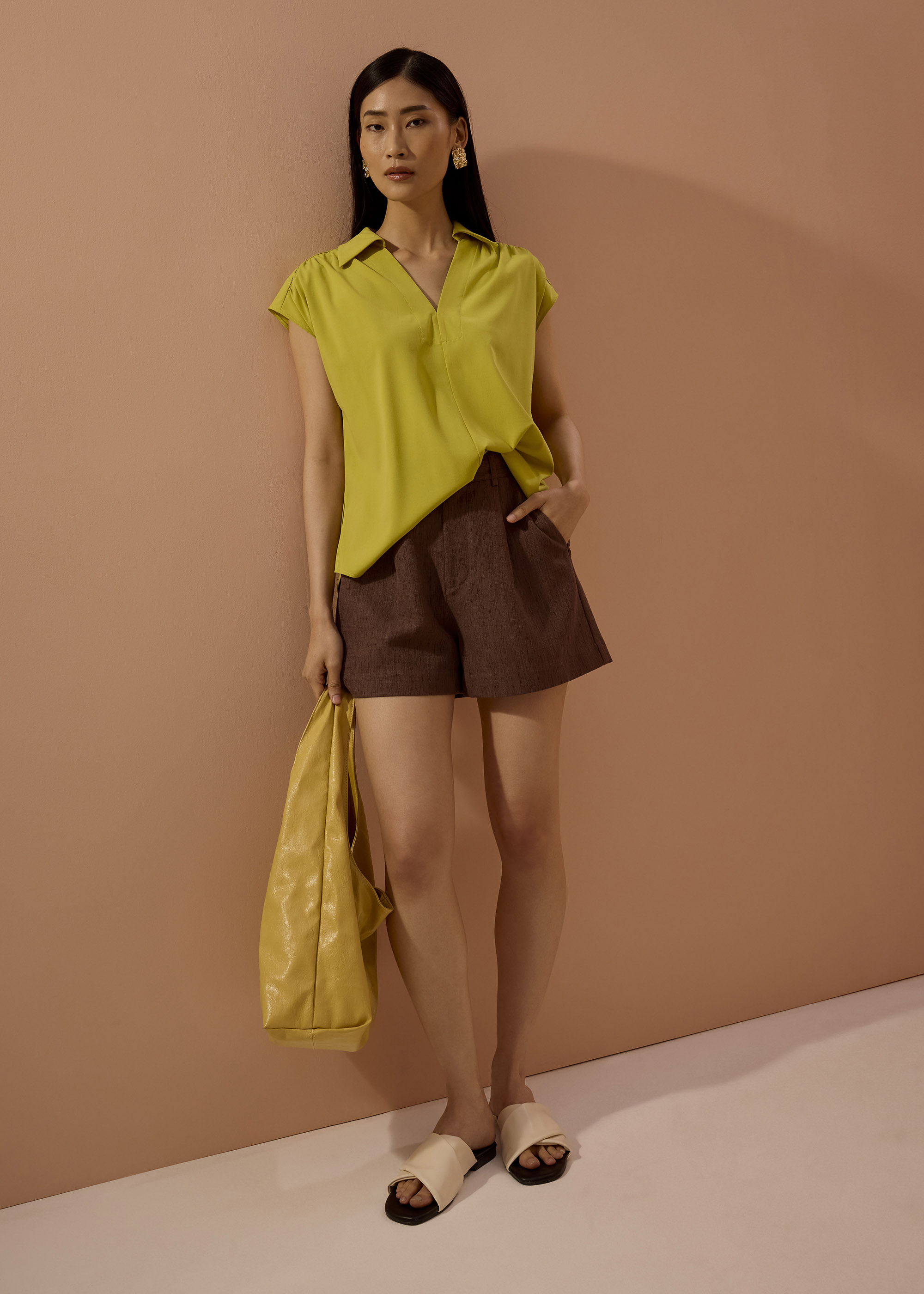 

Dana Relaxed V-neck Shirt