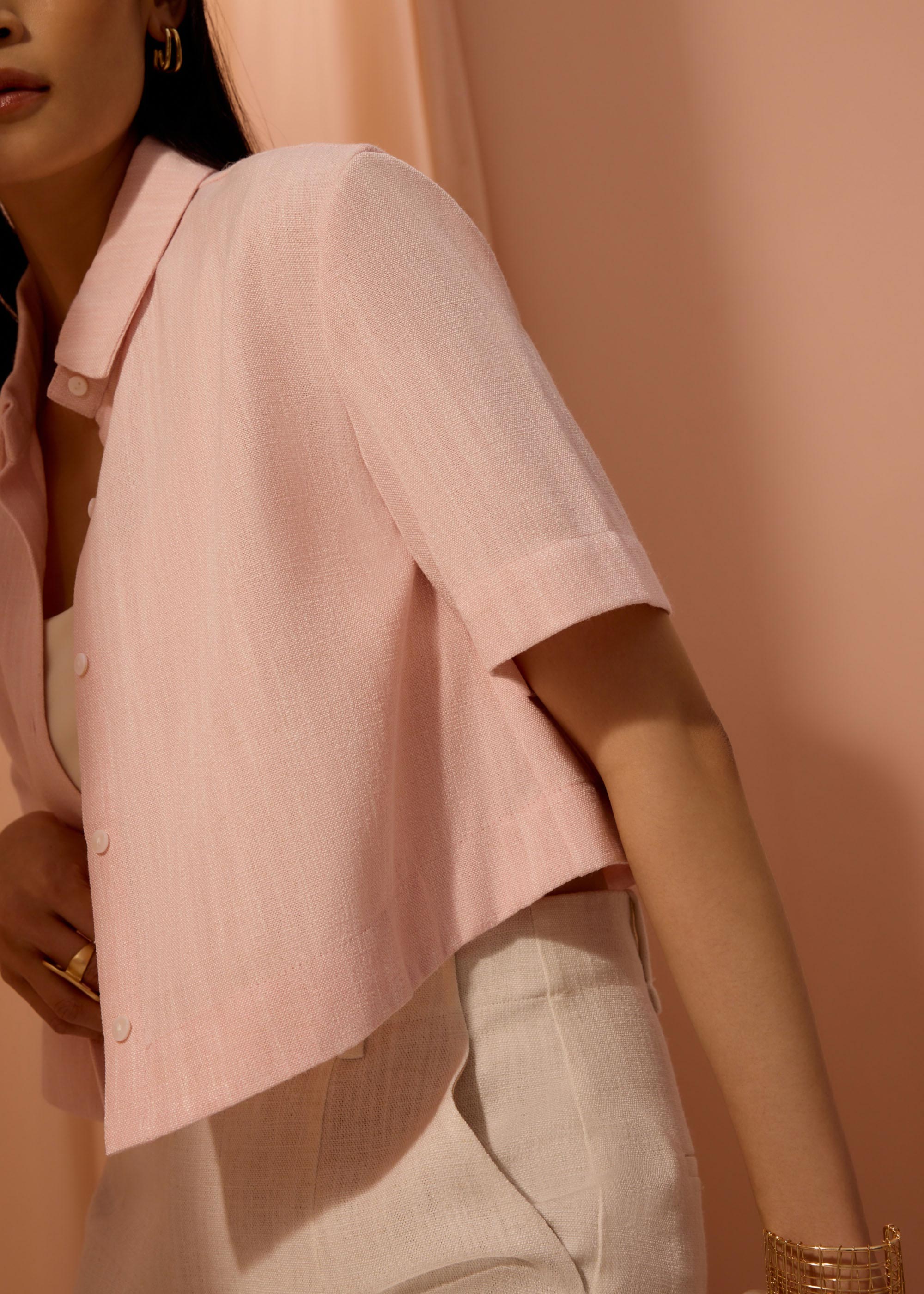 

Casey Textured Boxy Crop Shirt