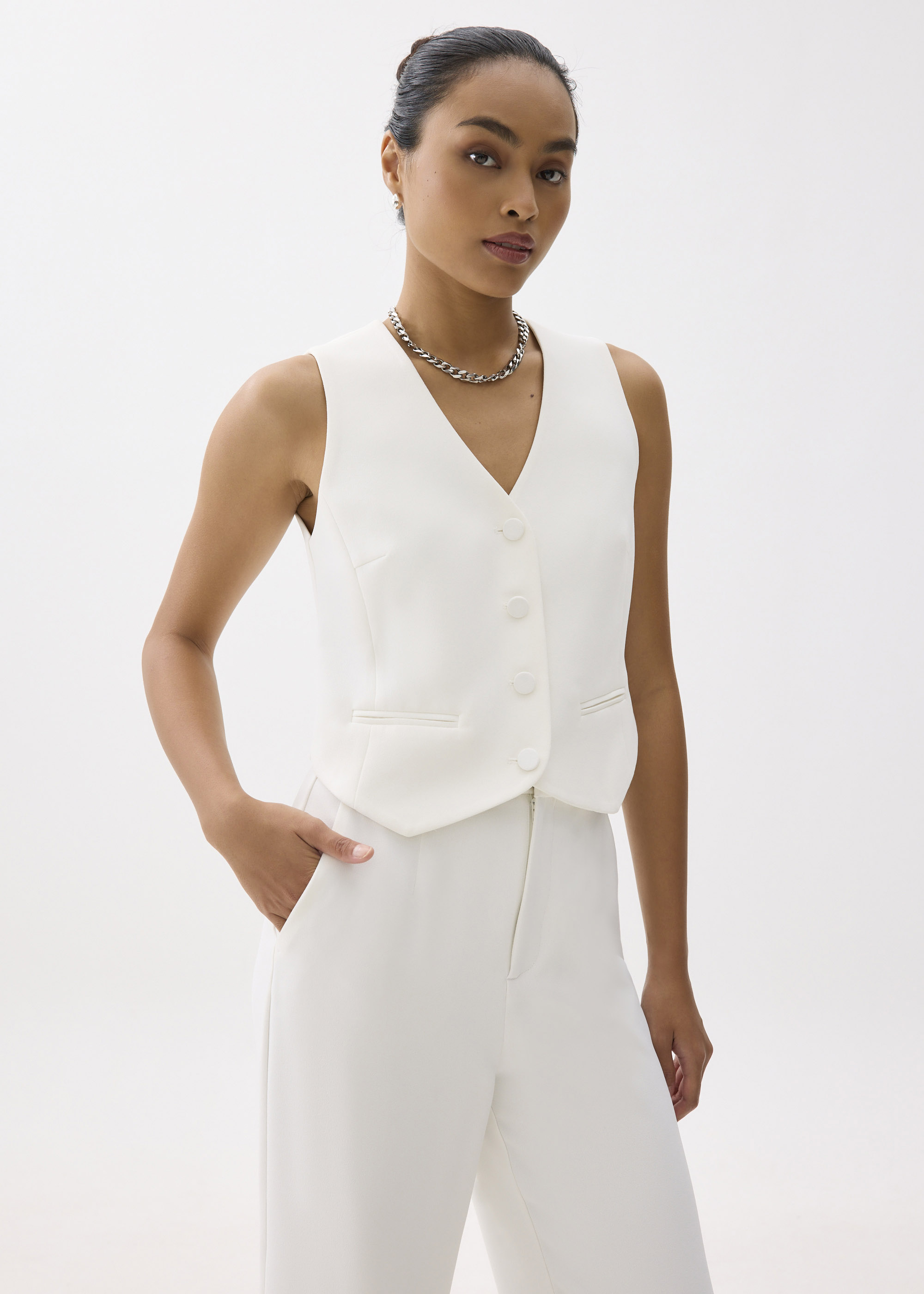 

Yuna Relaxed V-neck Vest-031-M