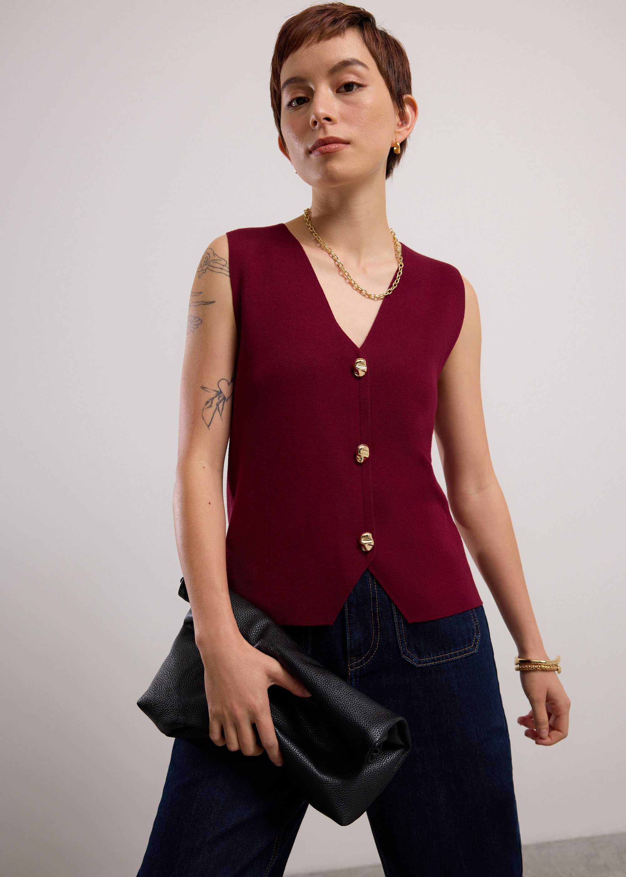 

Vinh Knit Fitted Vest Top Love, Bonito
