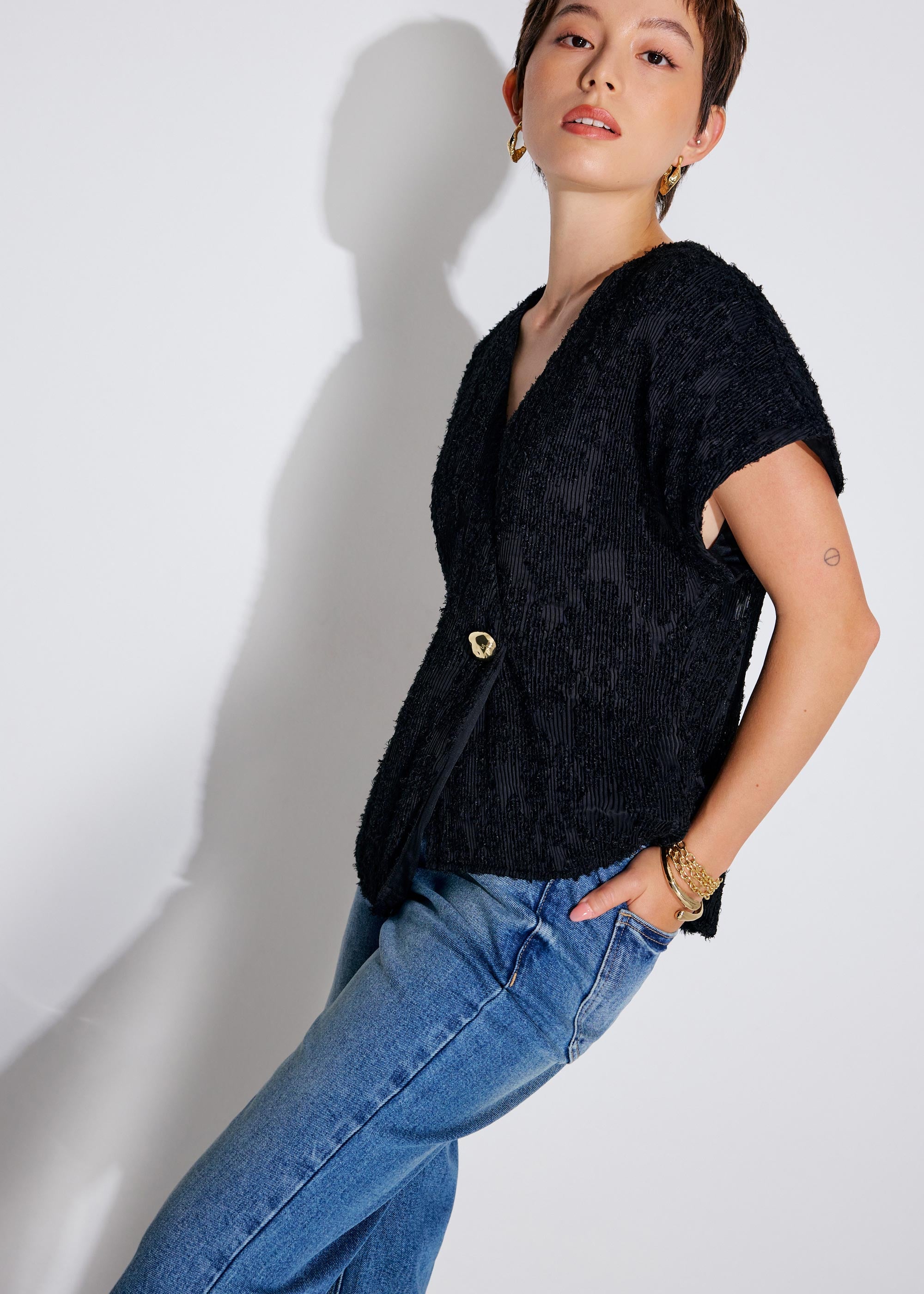 Sonam Textured V-neck Drop Sleeve Top Love, Bonito