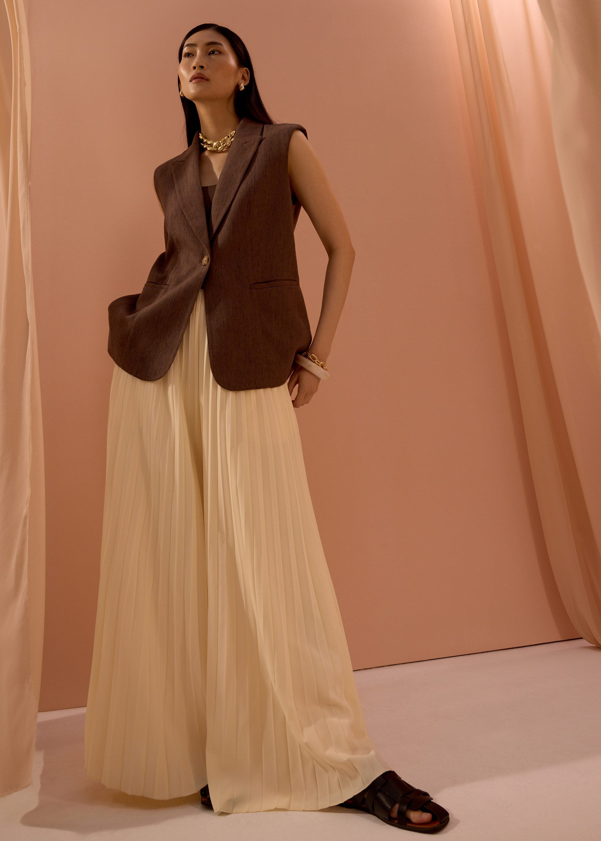 

Leggy™ Wei Elastic Sunray Pleated Palazzo Pants
