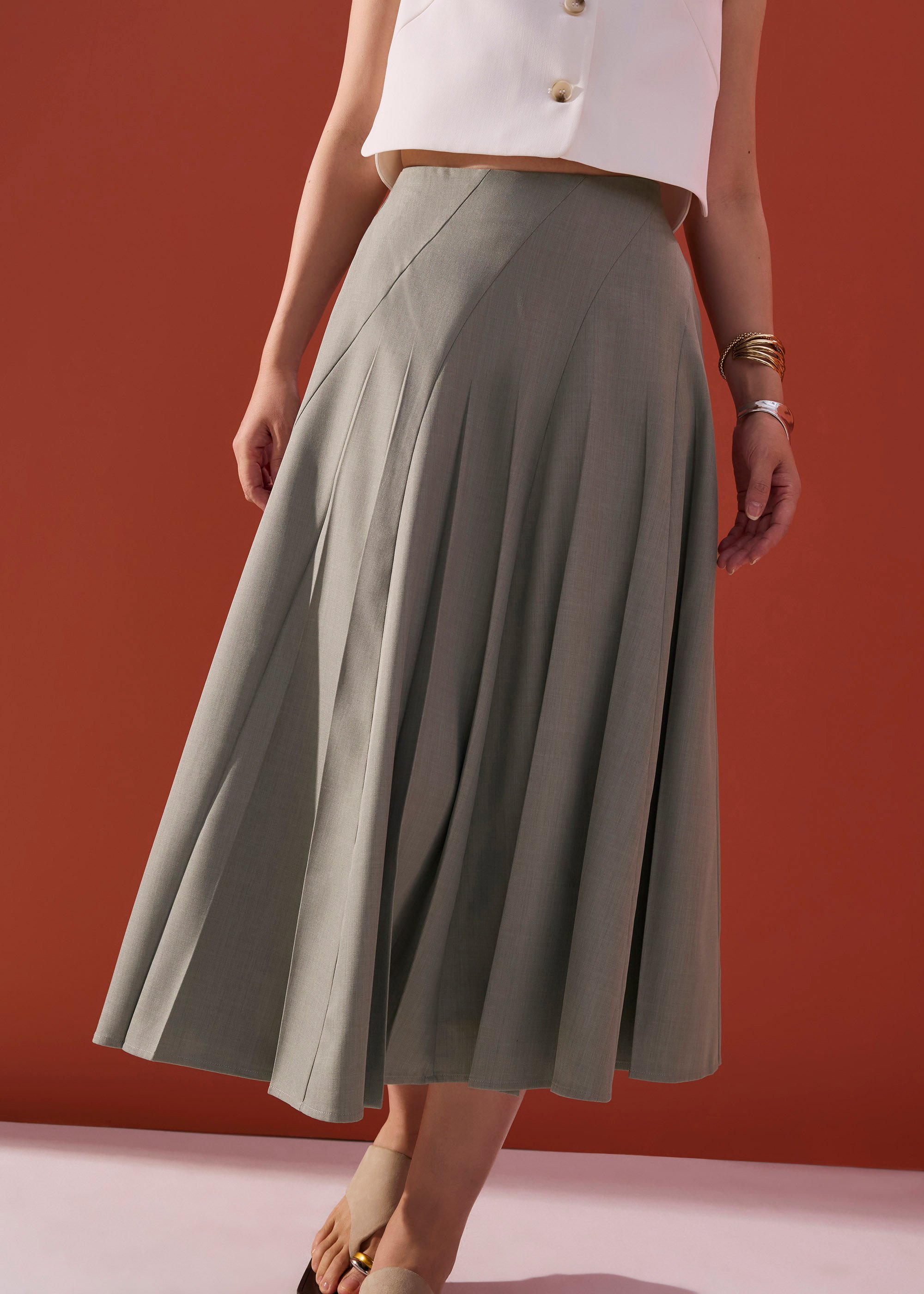 

Hiraya Elastic Pleated Panelled Flare Midaxi Skirt