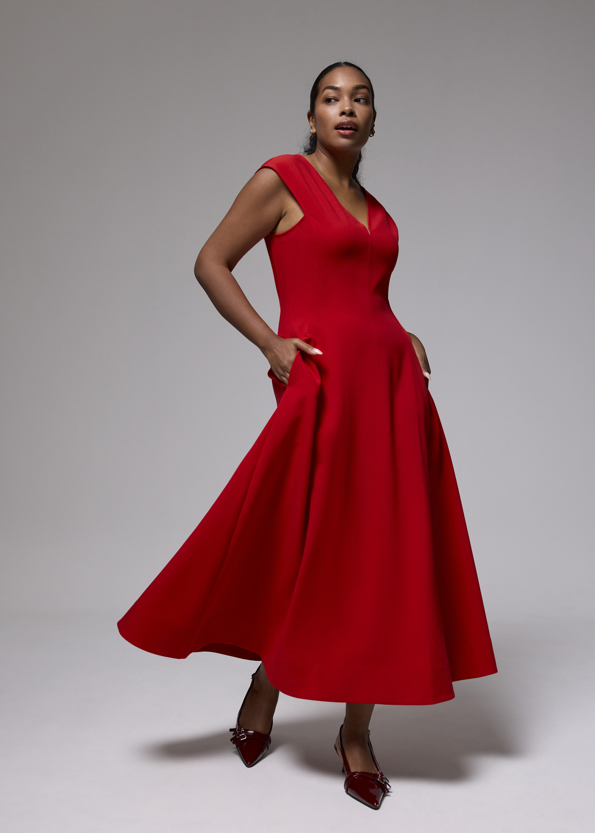 

Sofi V-neck Fit & Flare Midaxi Dress-020-M