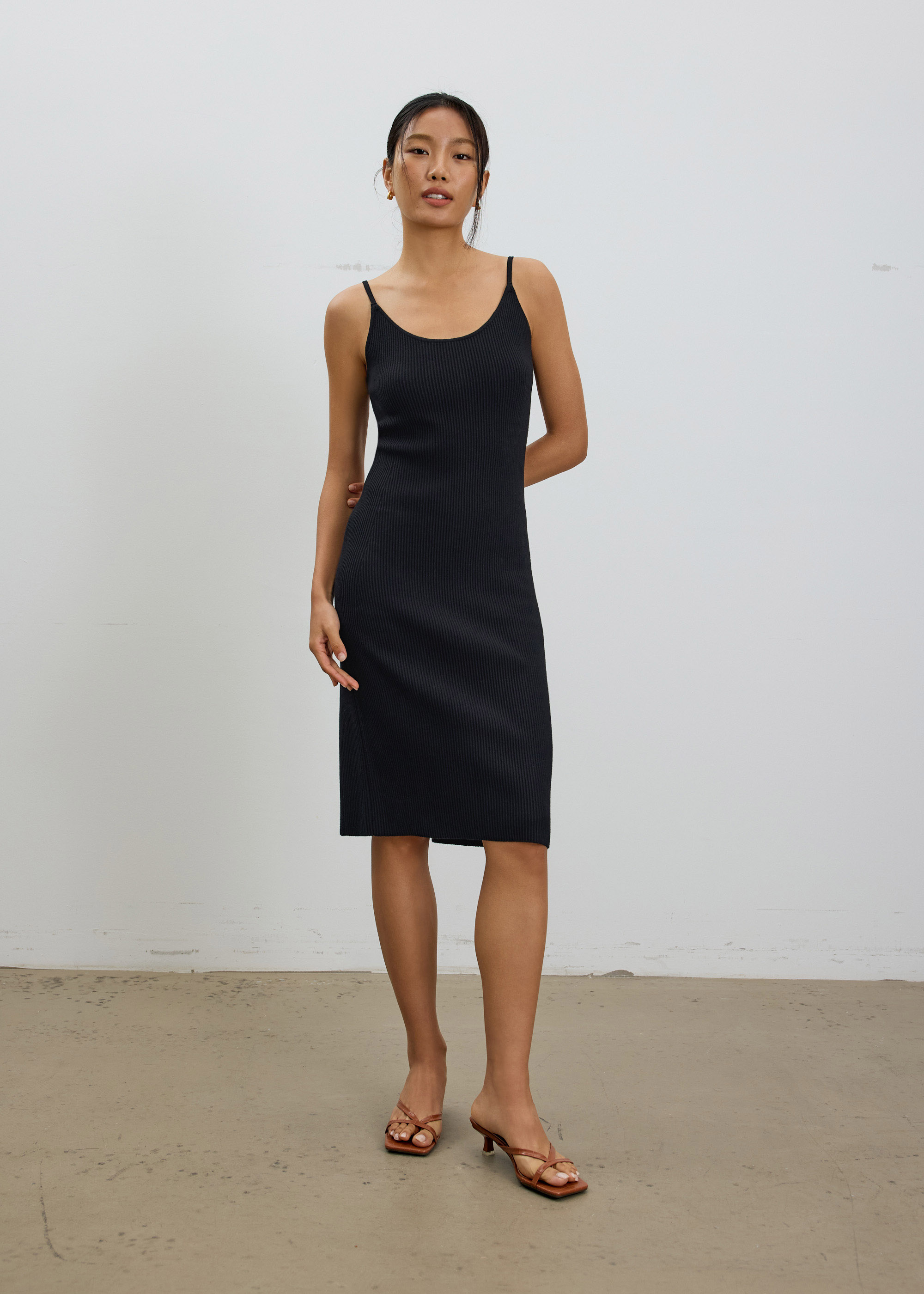 

Yara Classic Knit Bodycon Midi Dress-014-XS