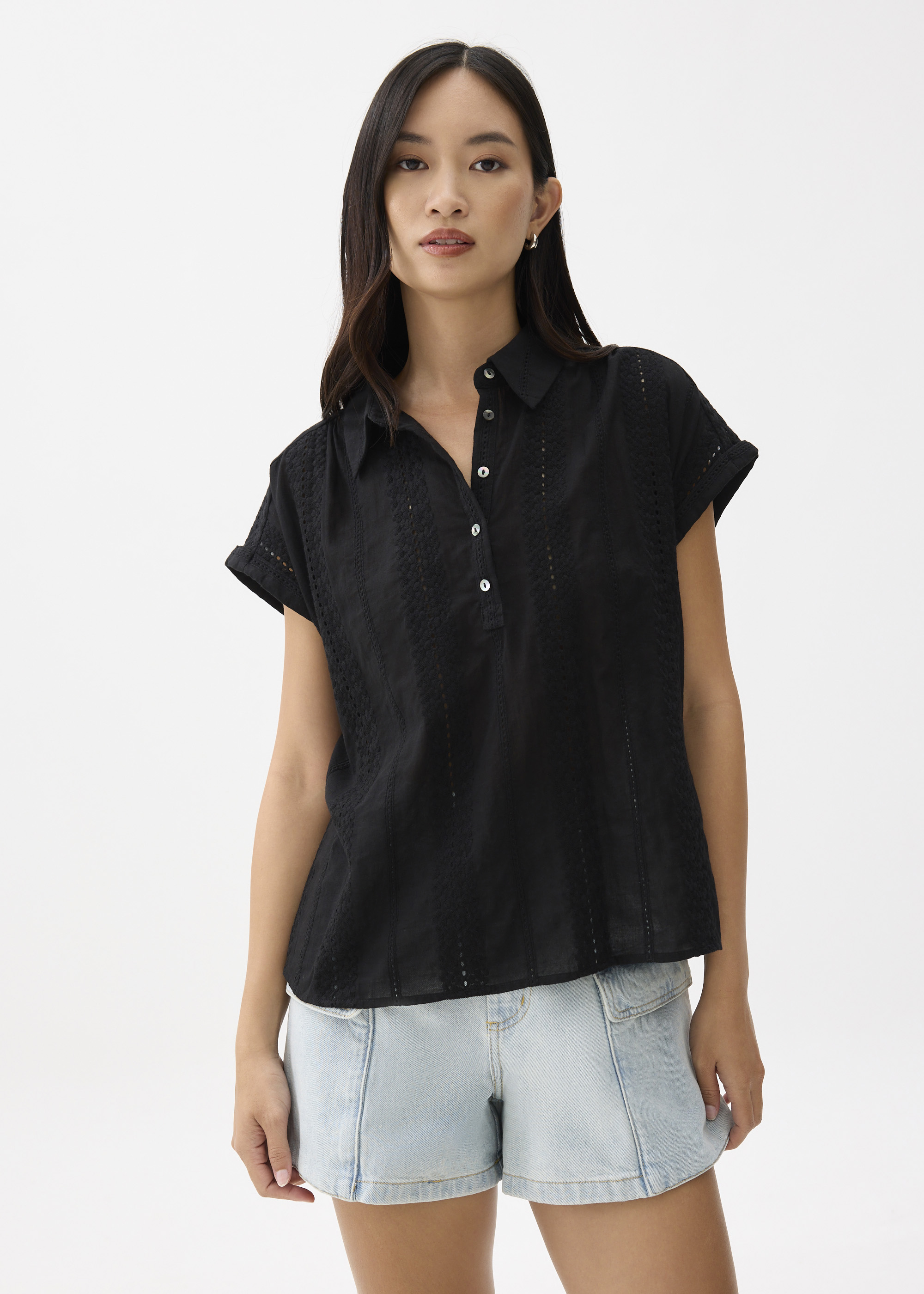 

Relaxed Broderie Collared Shirt-014-XS