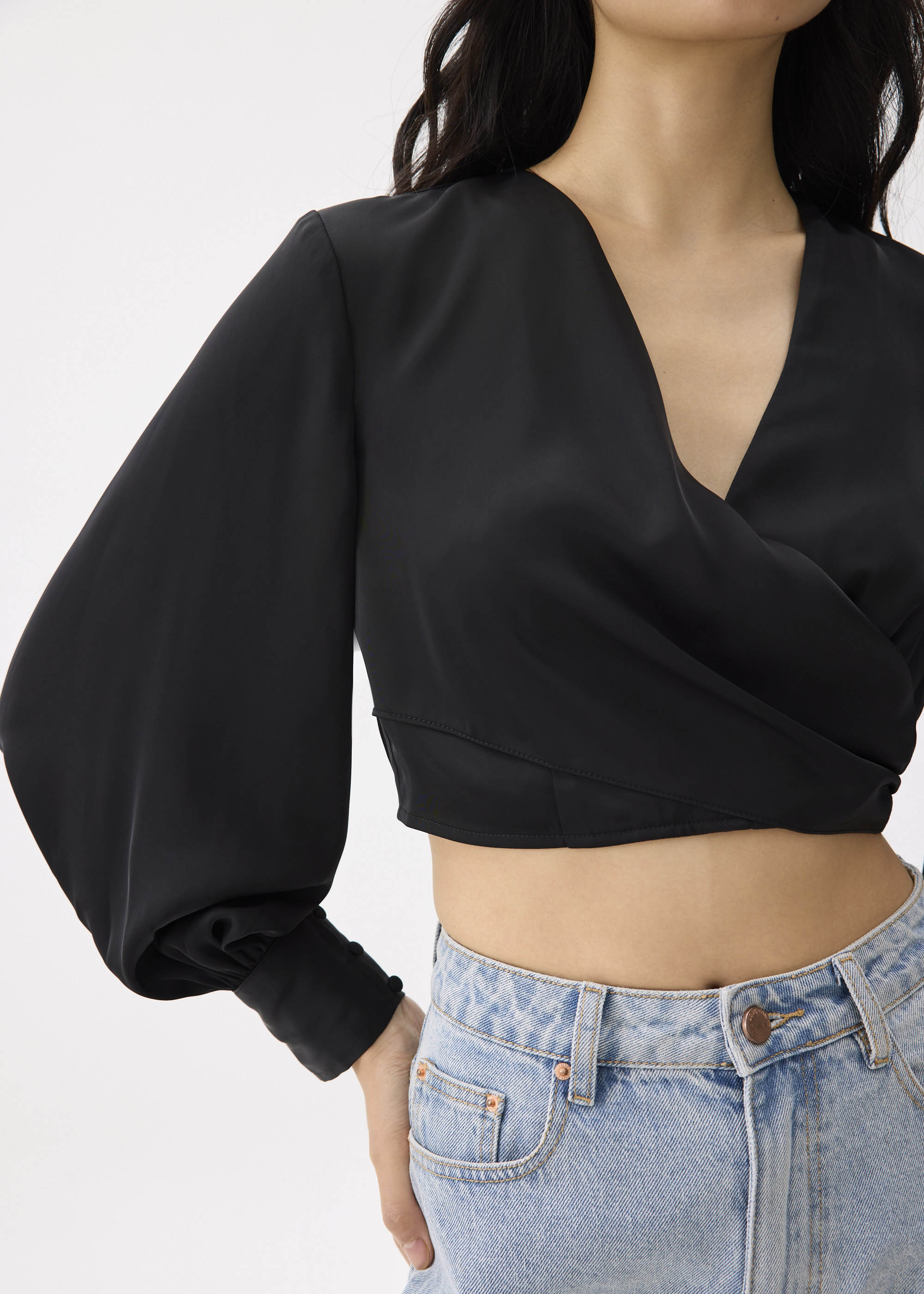 

Cropped V-neck Wrap Top-014-XS