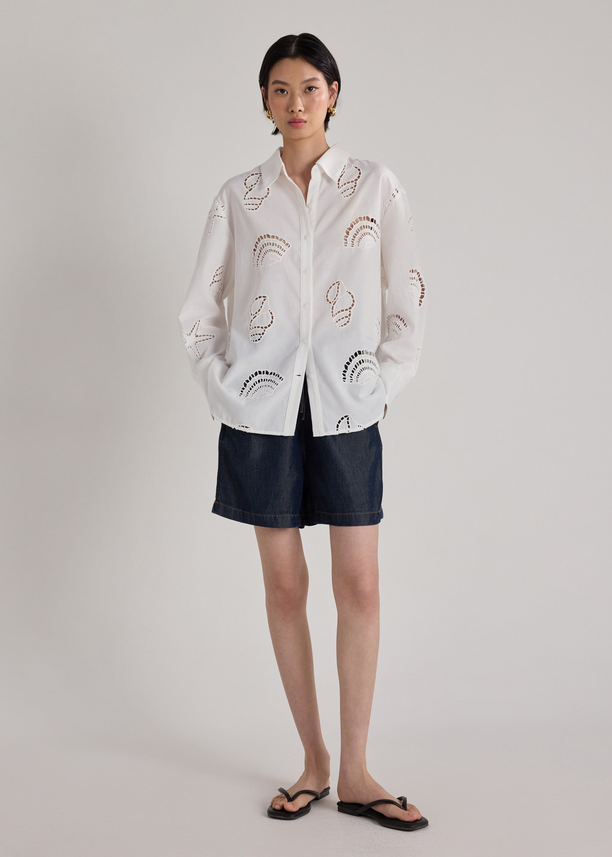 RuchedReady® Shirt in Tidal Escape Broderie Love, Bonito: retailer-supplied image