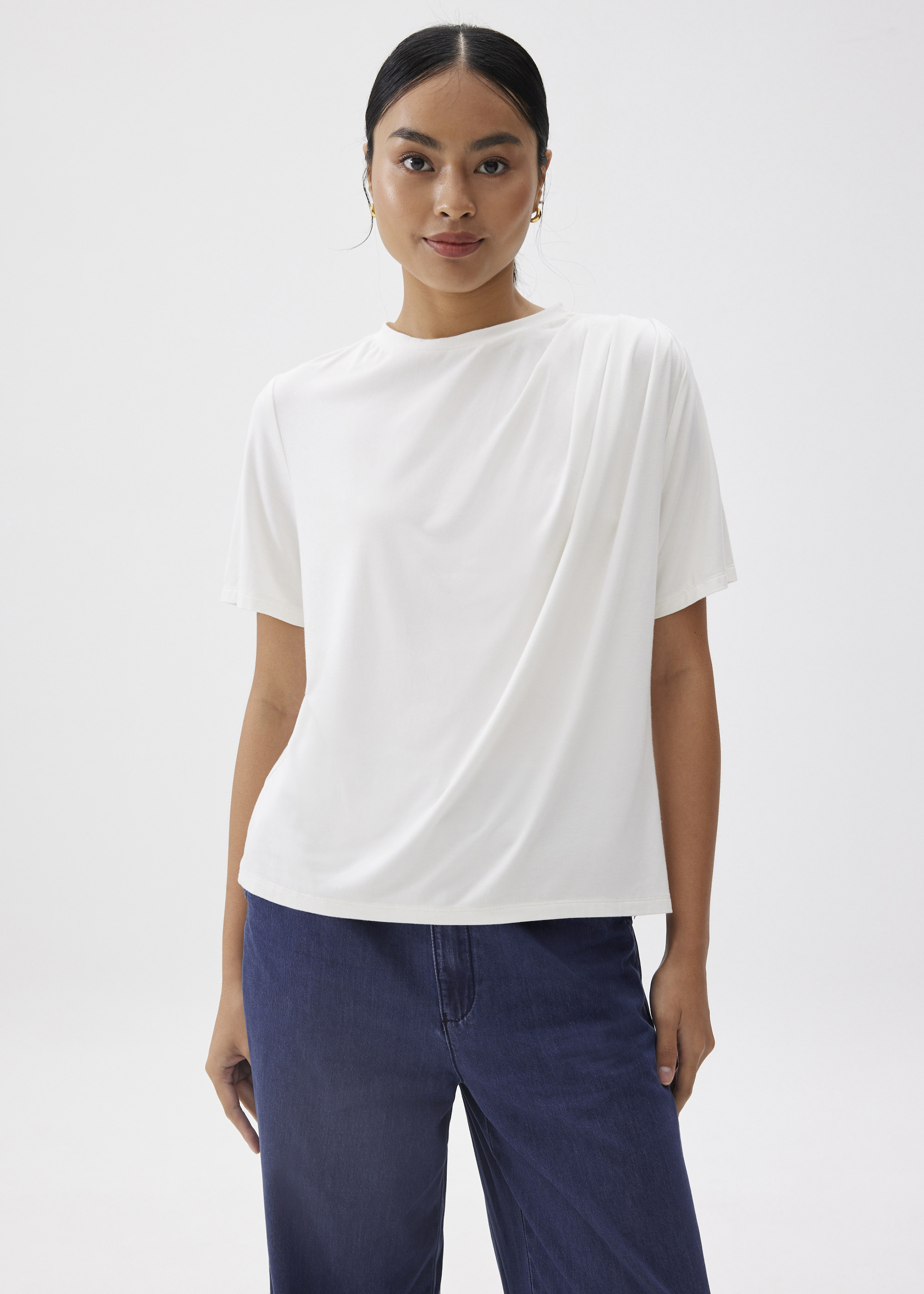 

Pleated Round Neck Tee-031-S