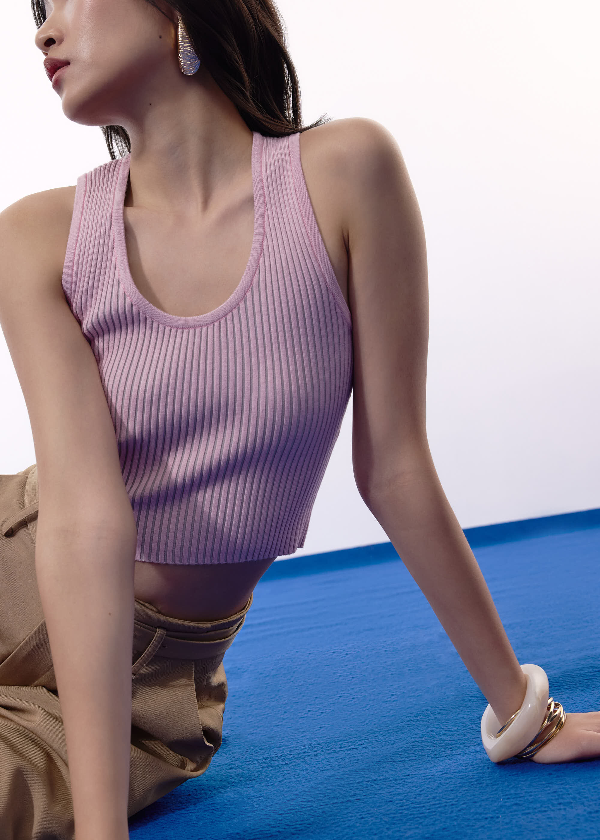 

Duo Knit Scoop Neck Crop Tank Top Love, Bonito