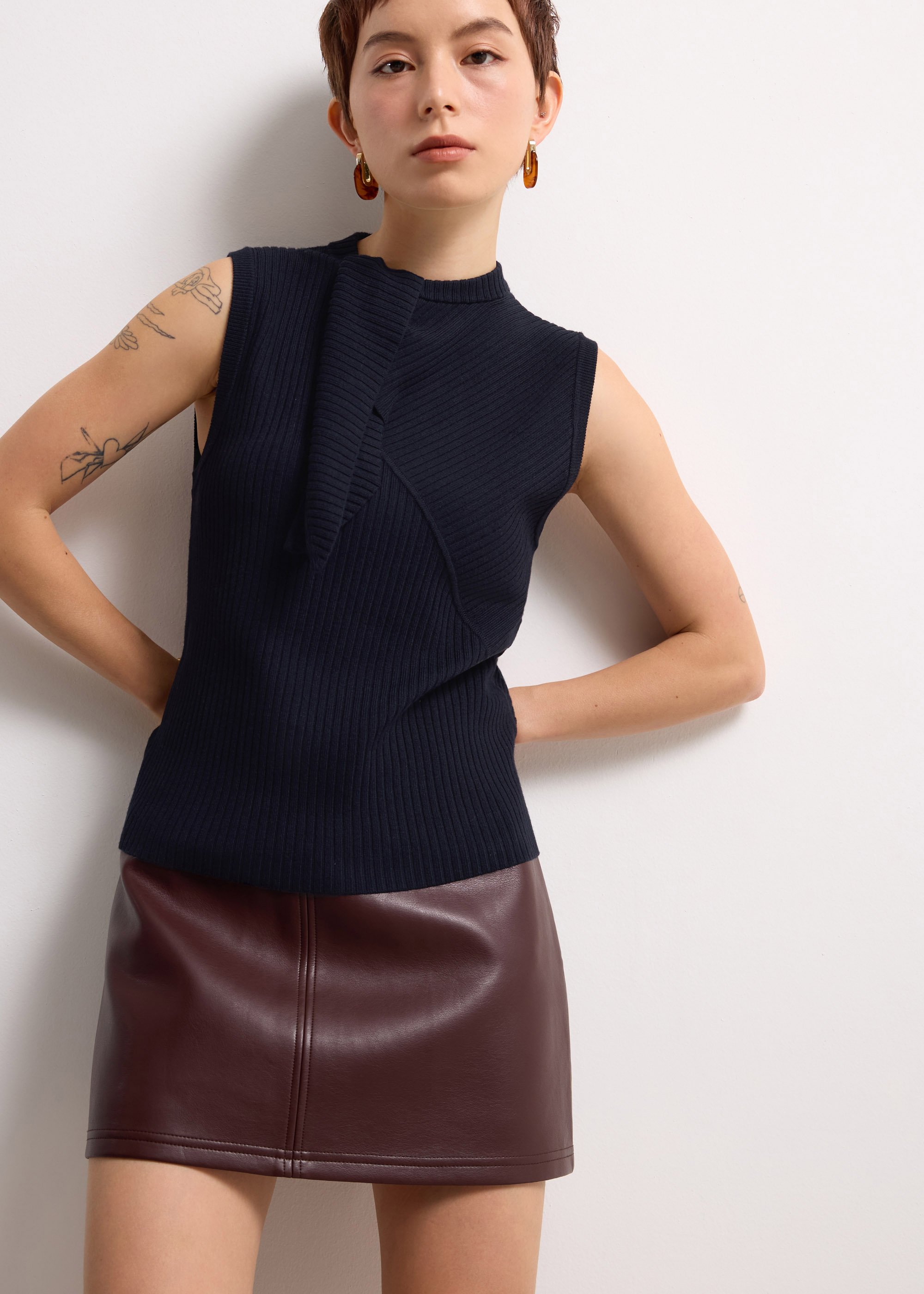 

Knit Front Tie Collared Top Love, Bonito