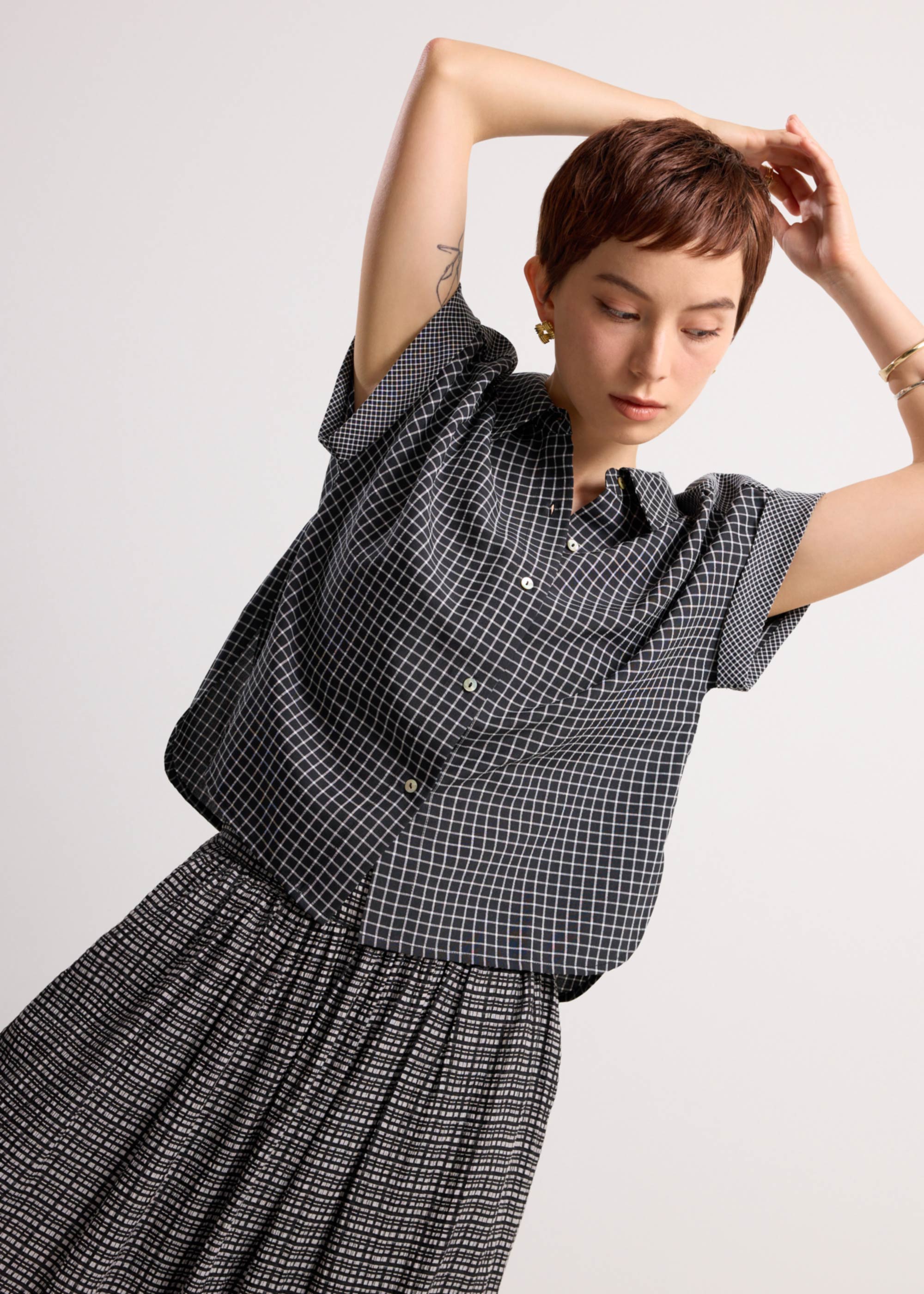 

Check Collared Button Down Cap Sleeve Shell Top Love, Bonito
