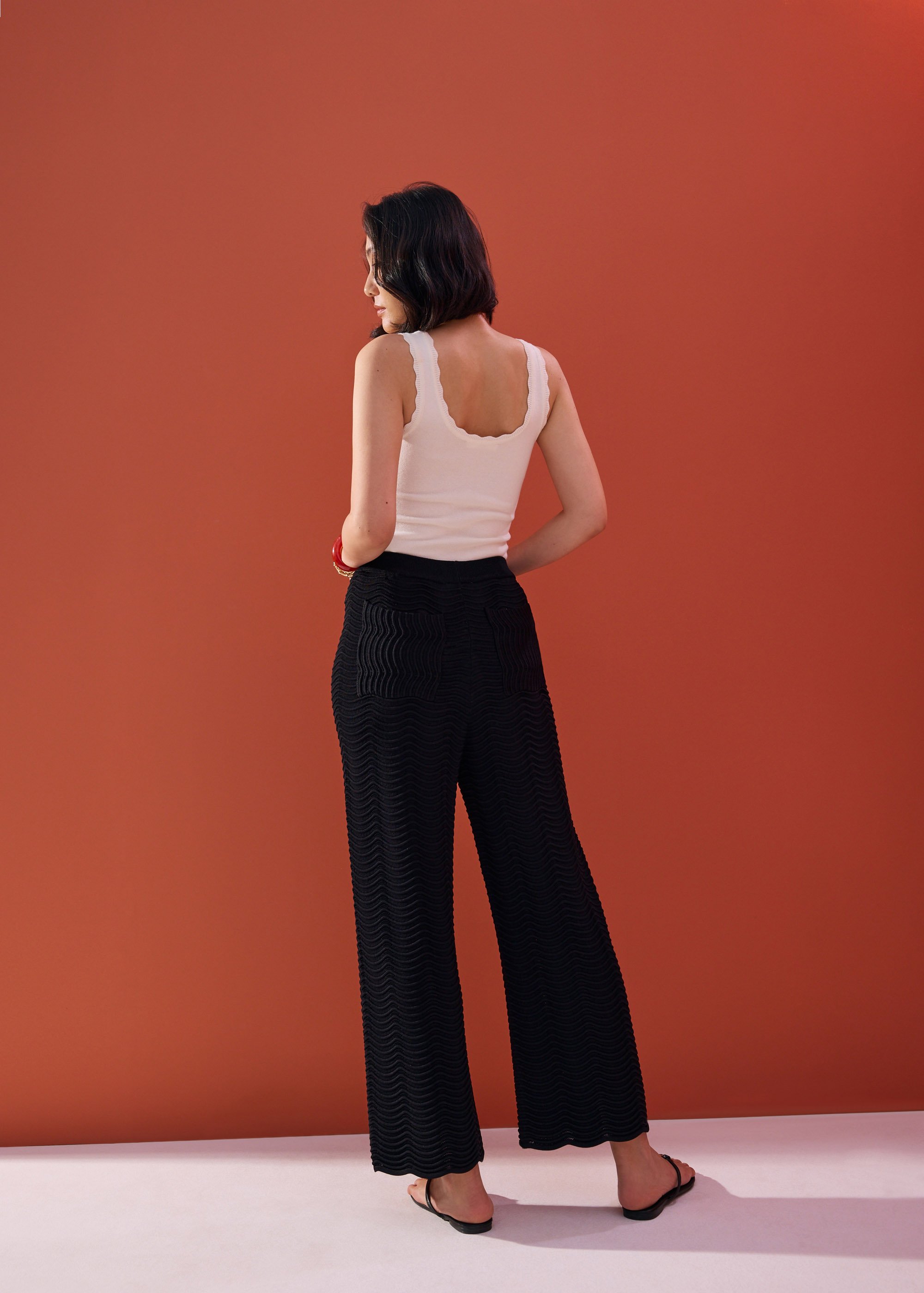 

Elastic Wavy Knit Straight Leg Pants