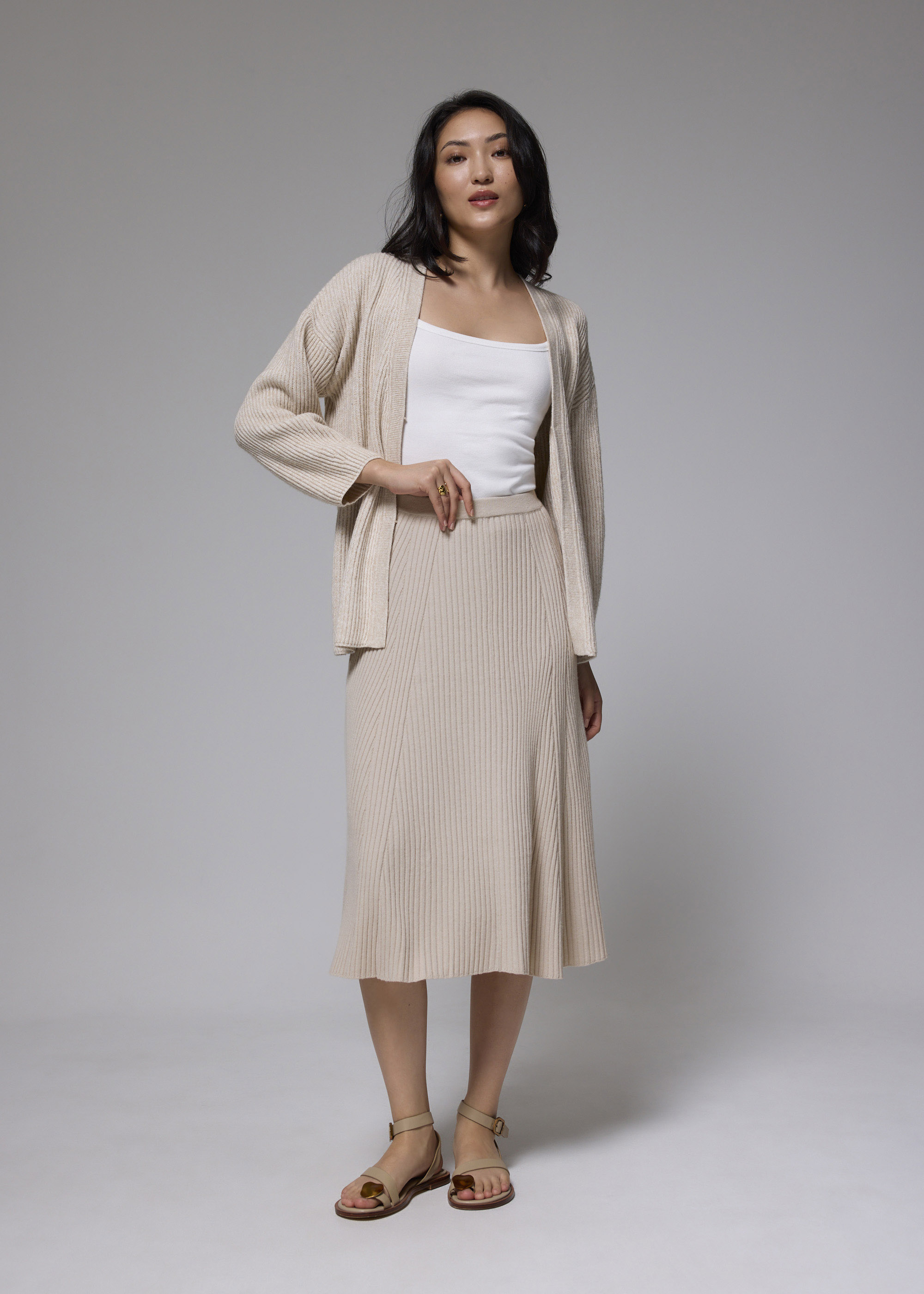 

Elastic Ribbed Knit Flare Midi Skirt-042-S