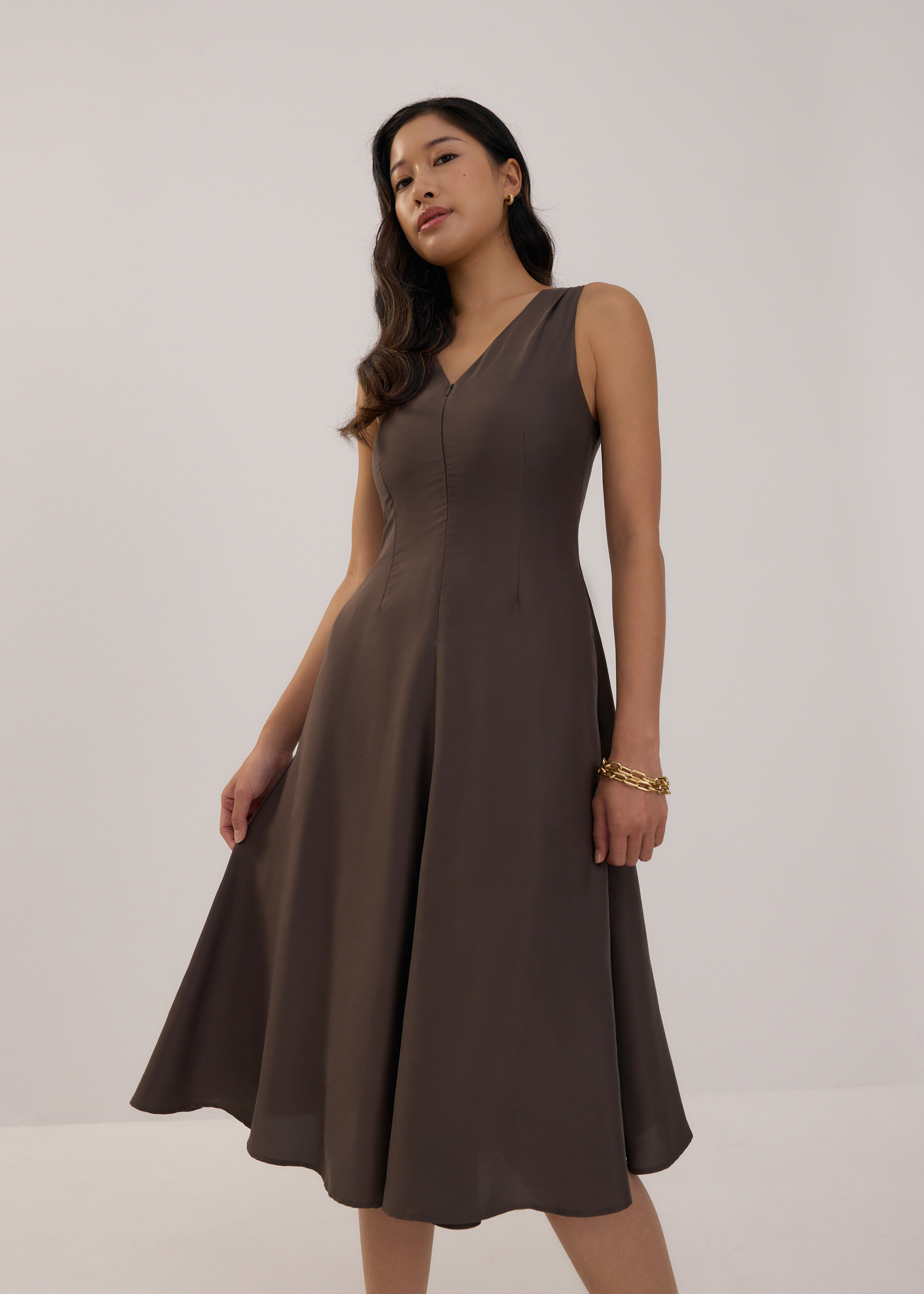 

Tencel V-neck Fit & Flare Midi Dress