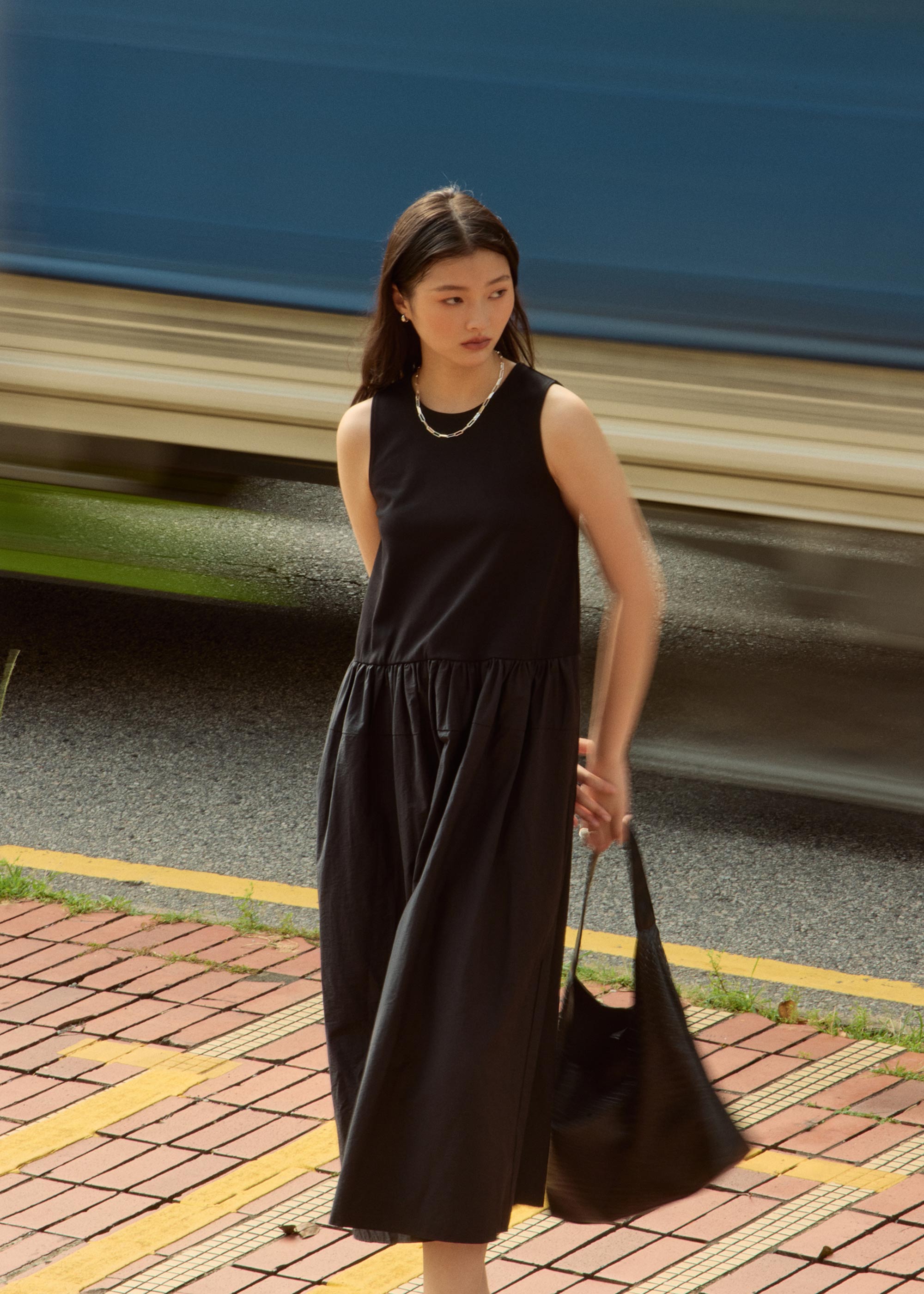 

Jersey Round Neck Drop Waist Trapeze Midaxi Dress