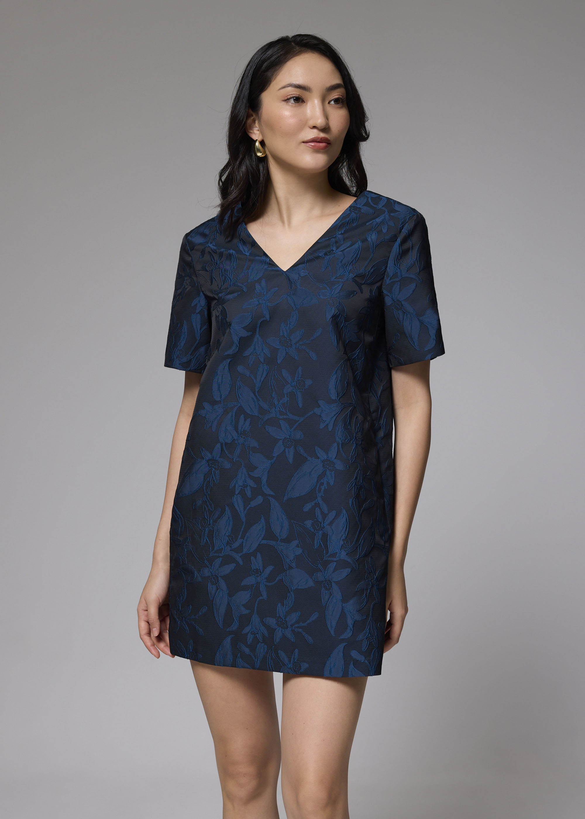 

Brocade V-neck Shift Mini Dress-052-M