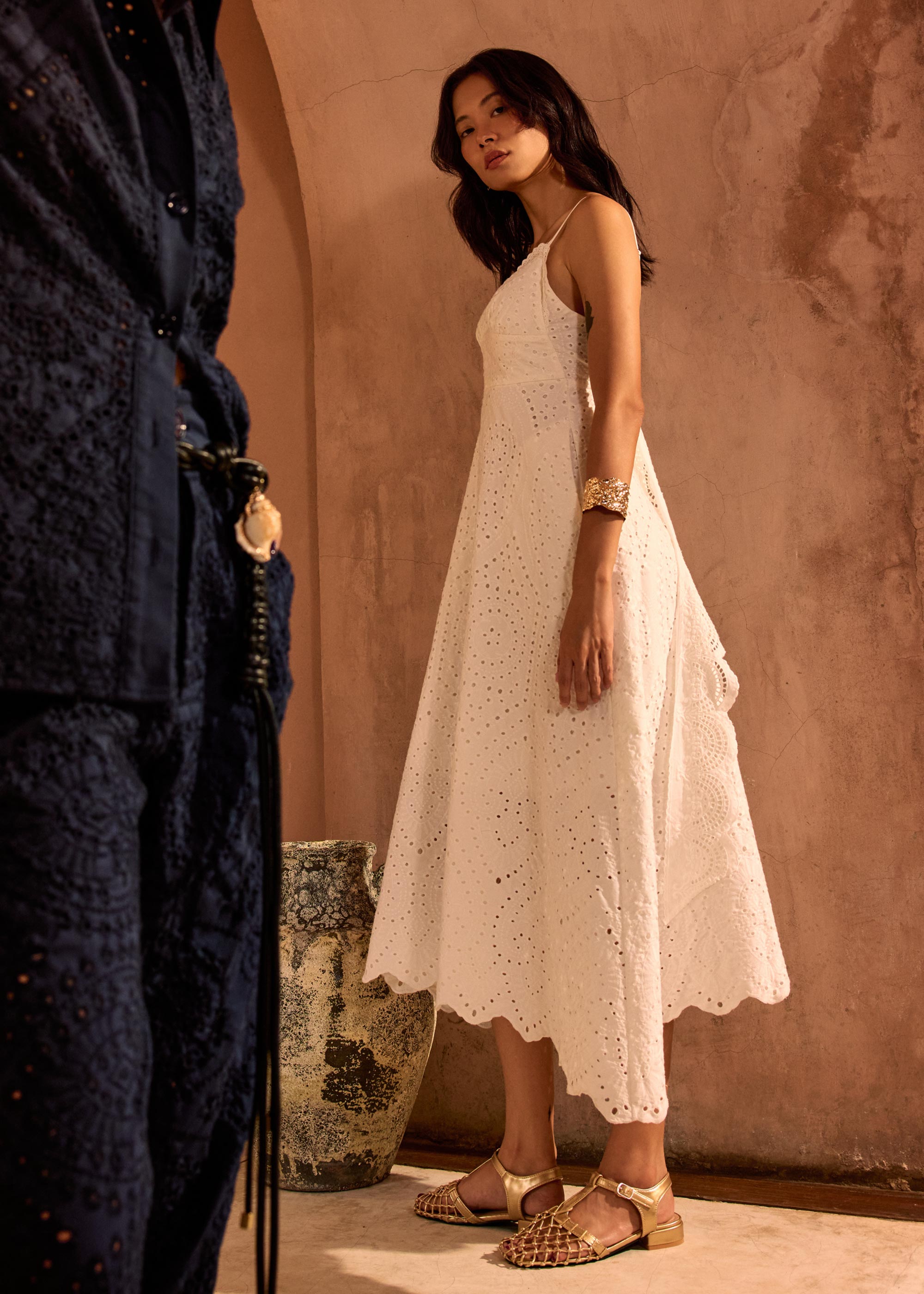 

Padded Fit & Flare Dress in Soft Breeze Broderie