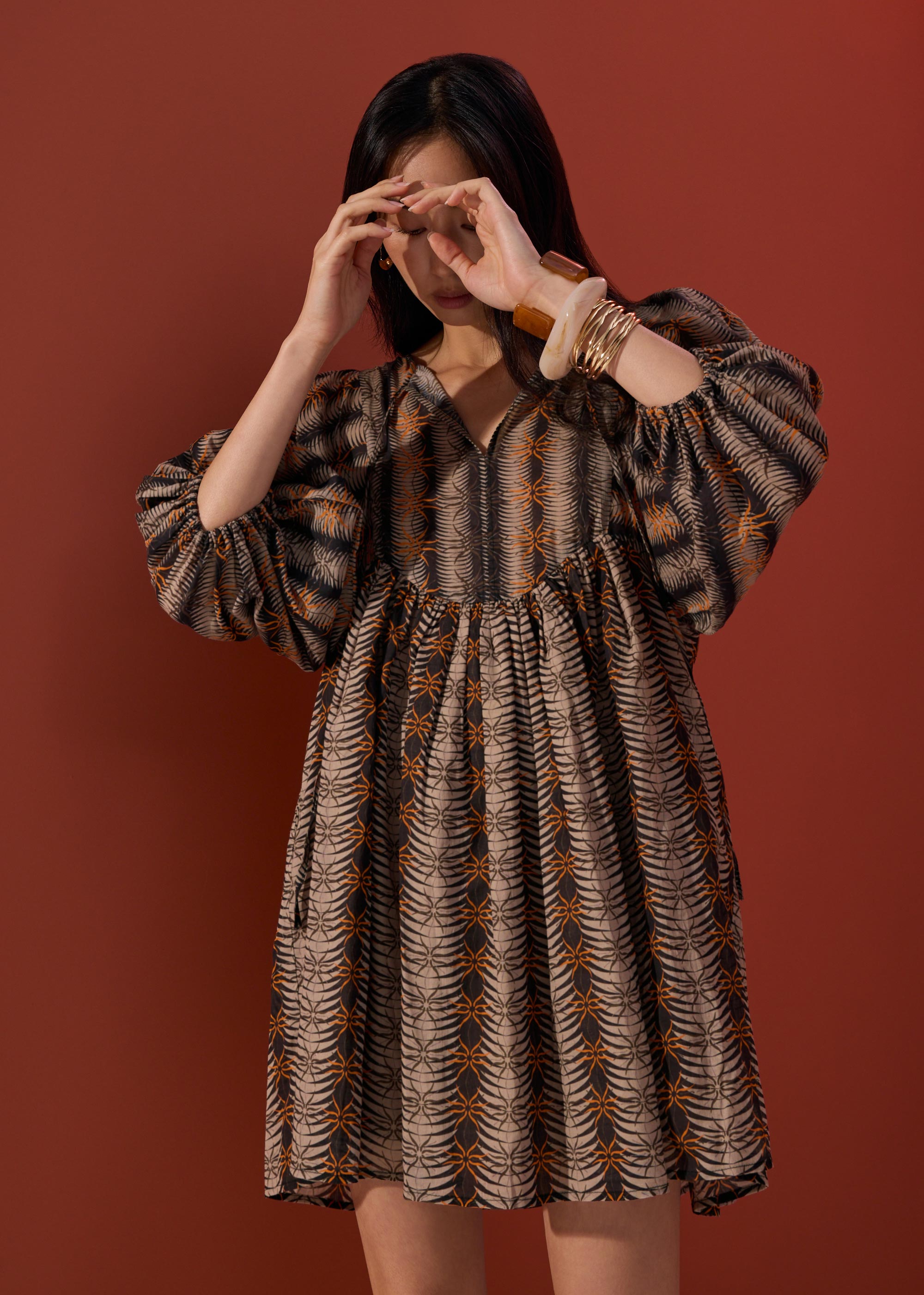 

Cotton Puff Sleeve Babydoll Swing Mini Dress in Oasis Flow