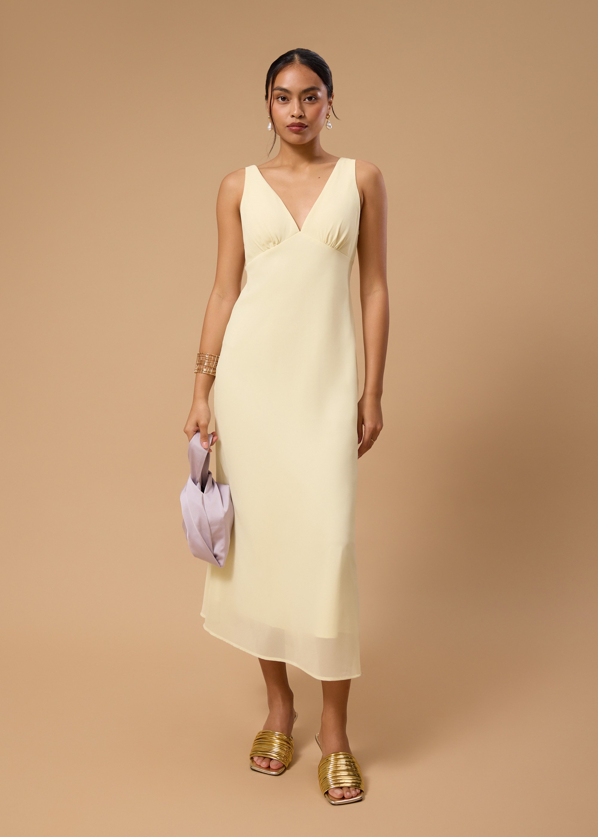 

Padded Georgette V-Neck Bias Cut Midaxi Dress Love, Bonito