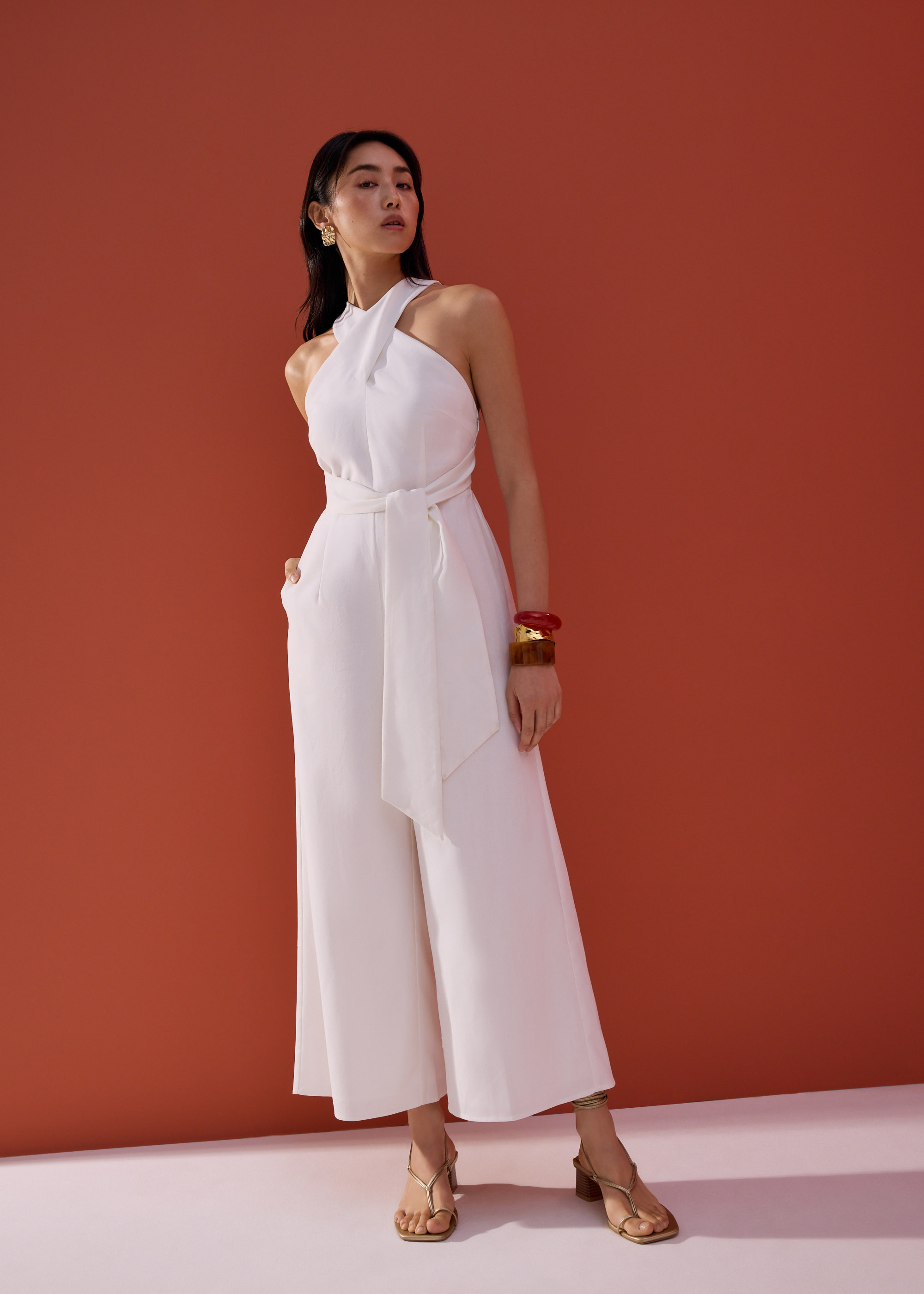 

Padded Multi-way Linen Halter Jumpsuit