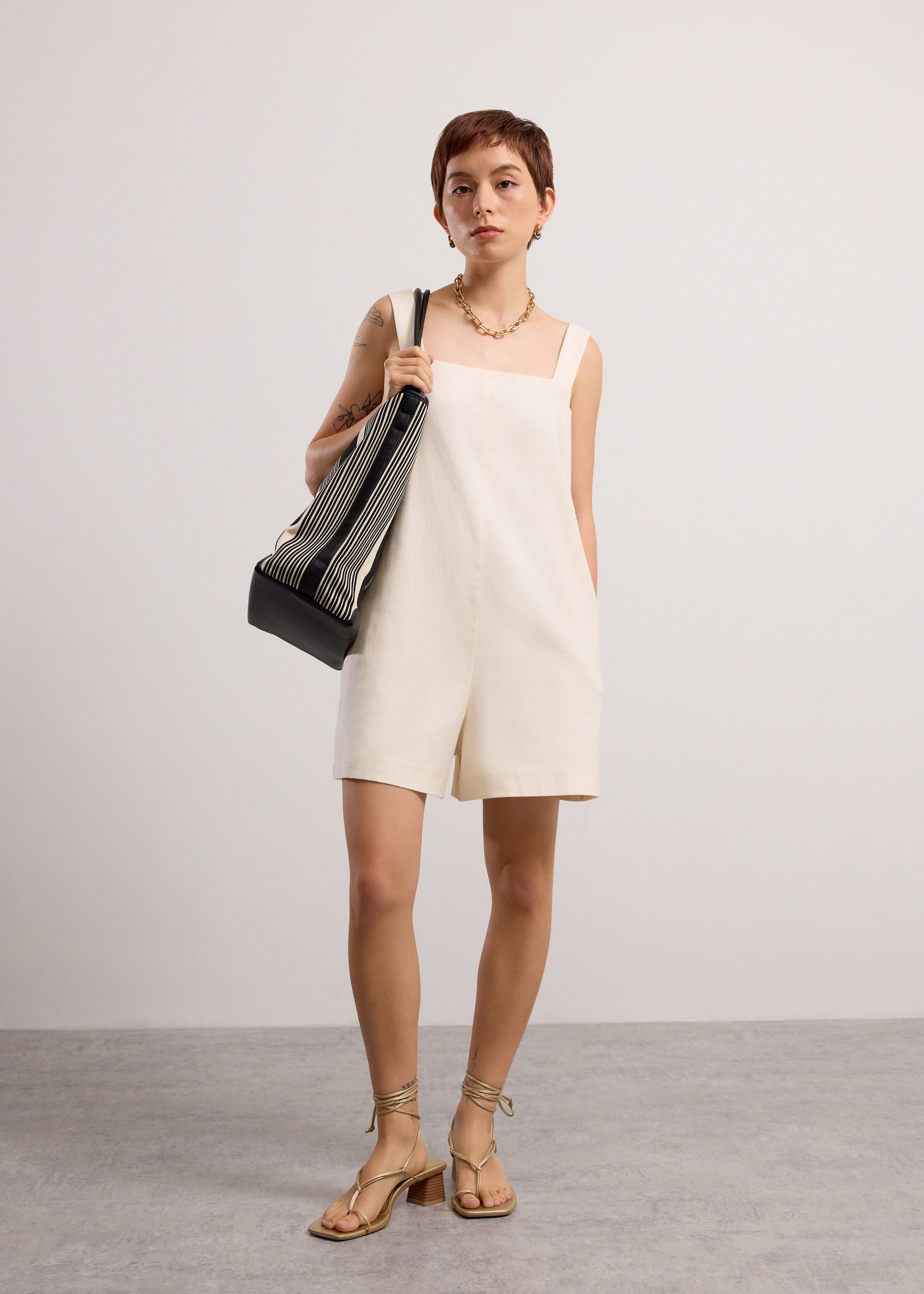 

Relaxed Chambray Cutout Romper Love, Bonito