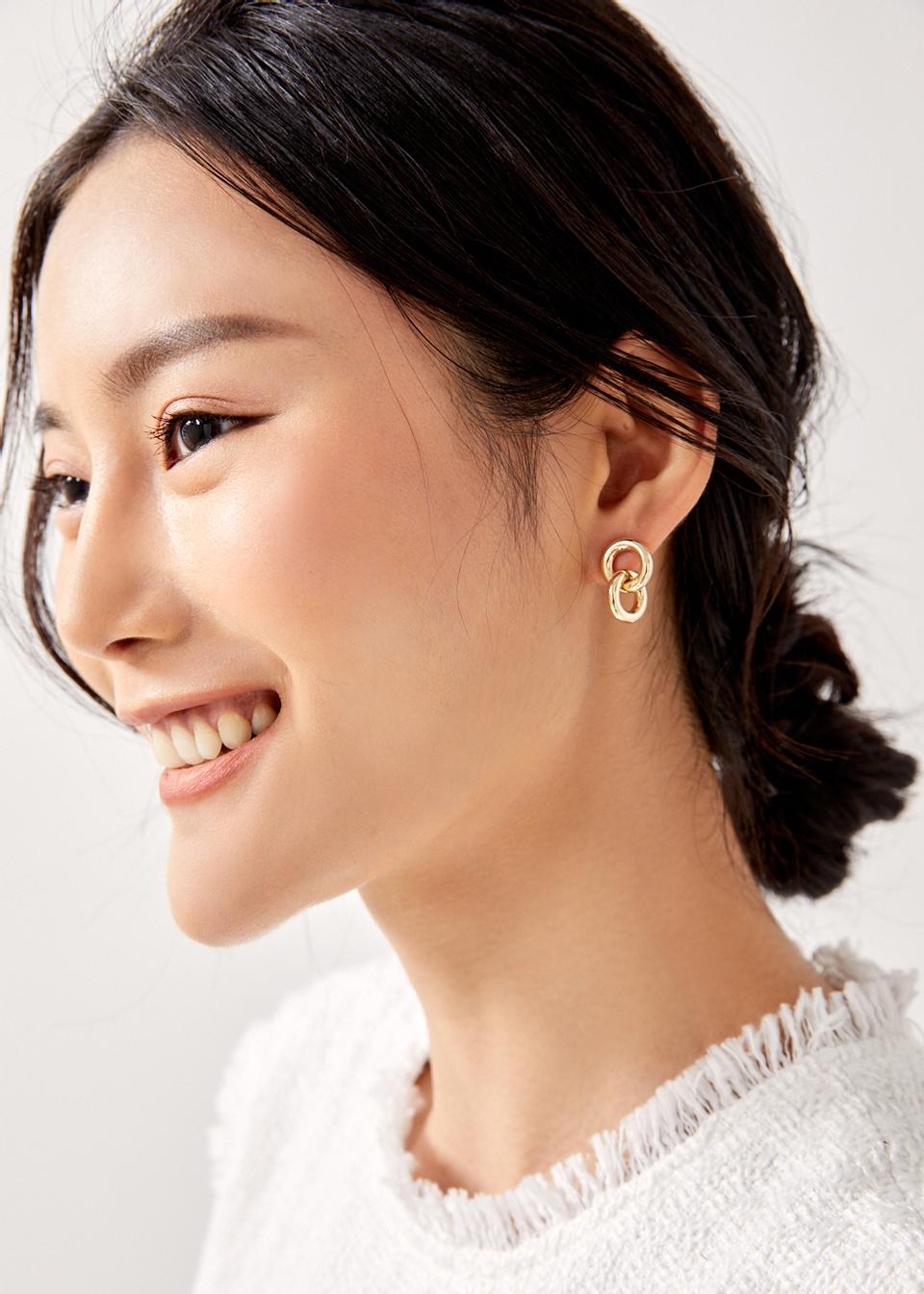 Aria Hoop Link Earrings