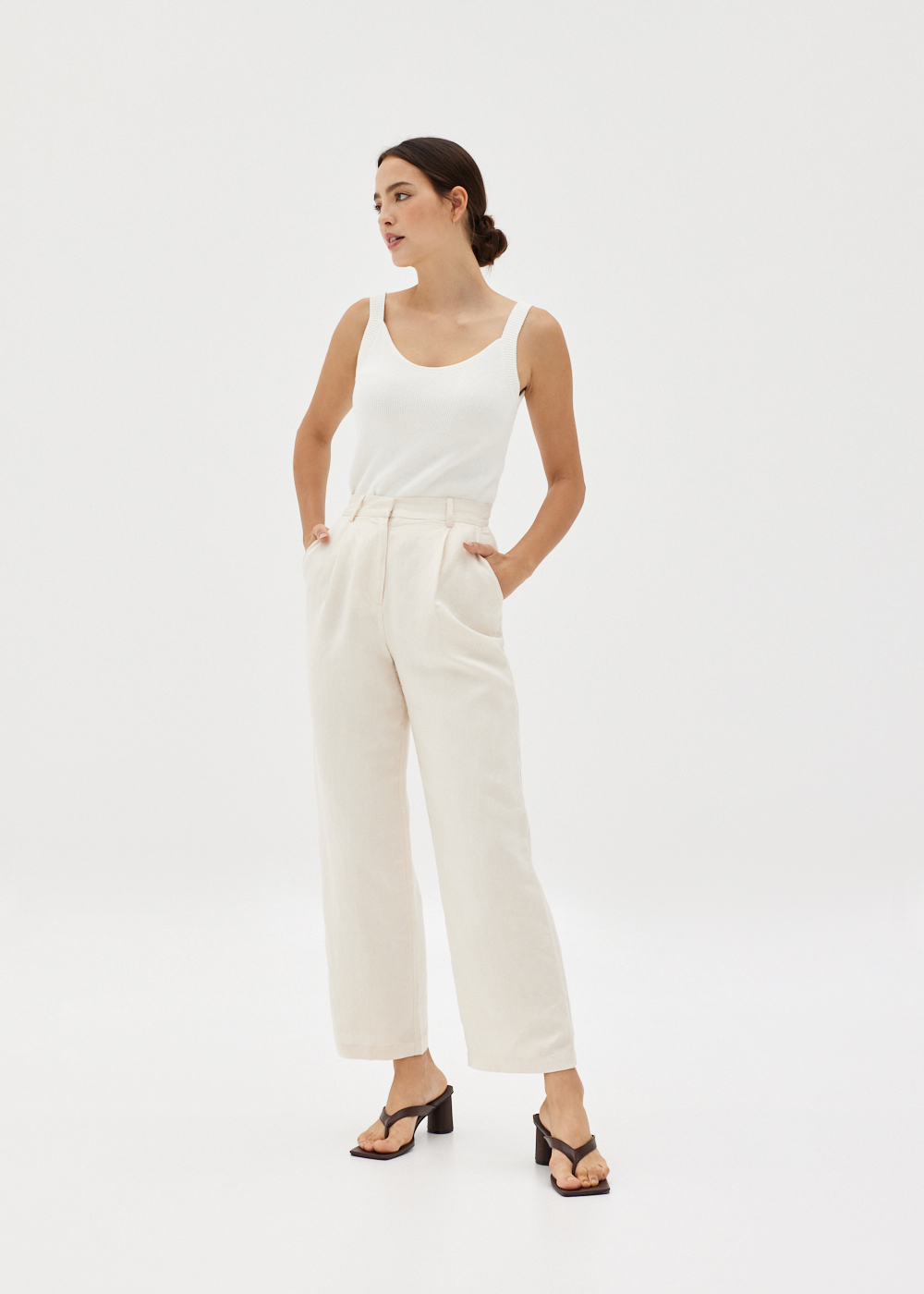 

Millow Linen Straight Legged Pants-035-M