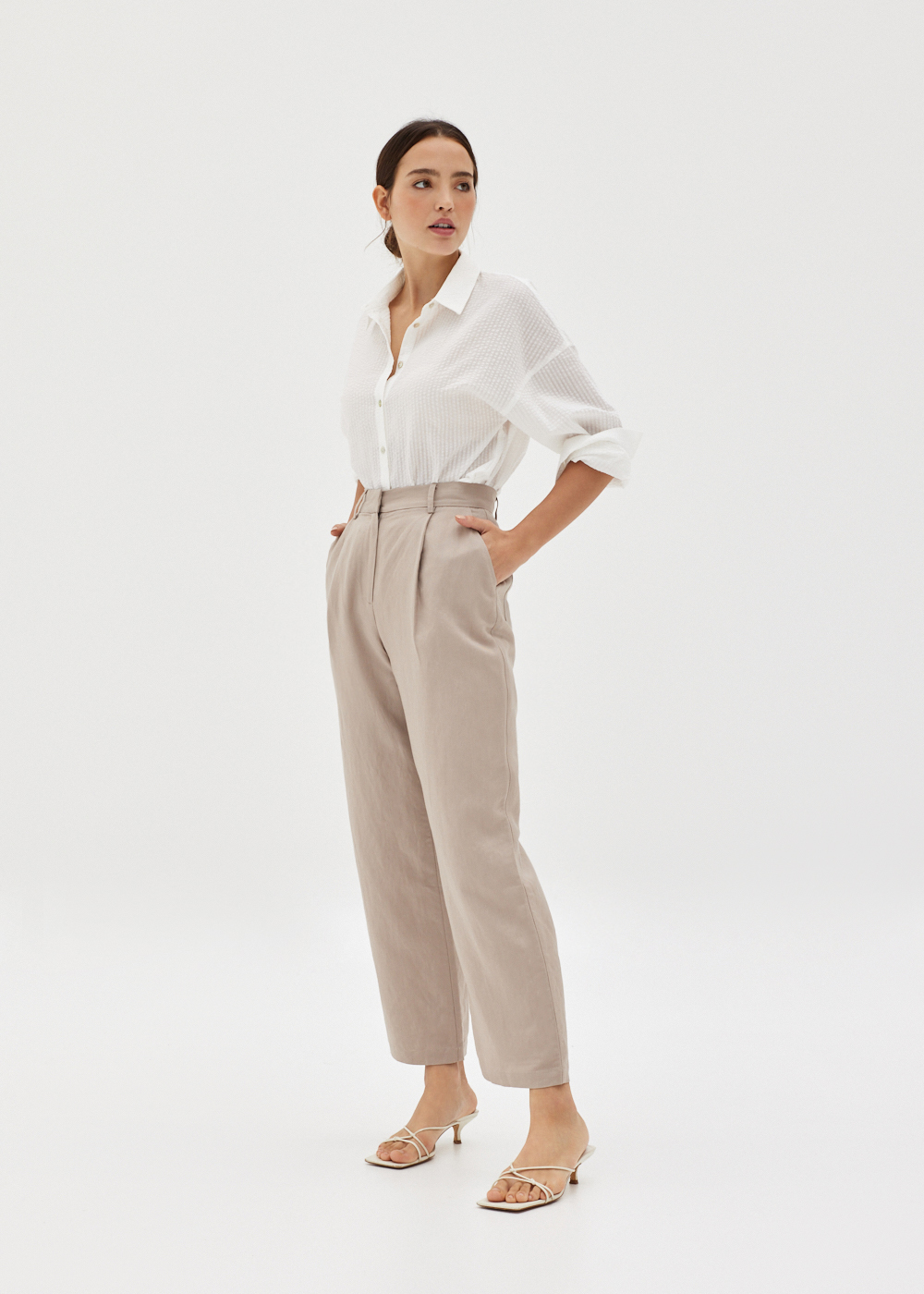 

Millow Linen Straight Legged Pants-043-L