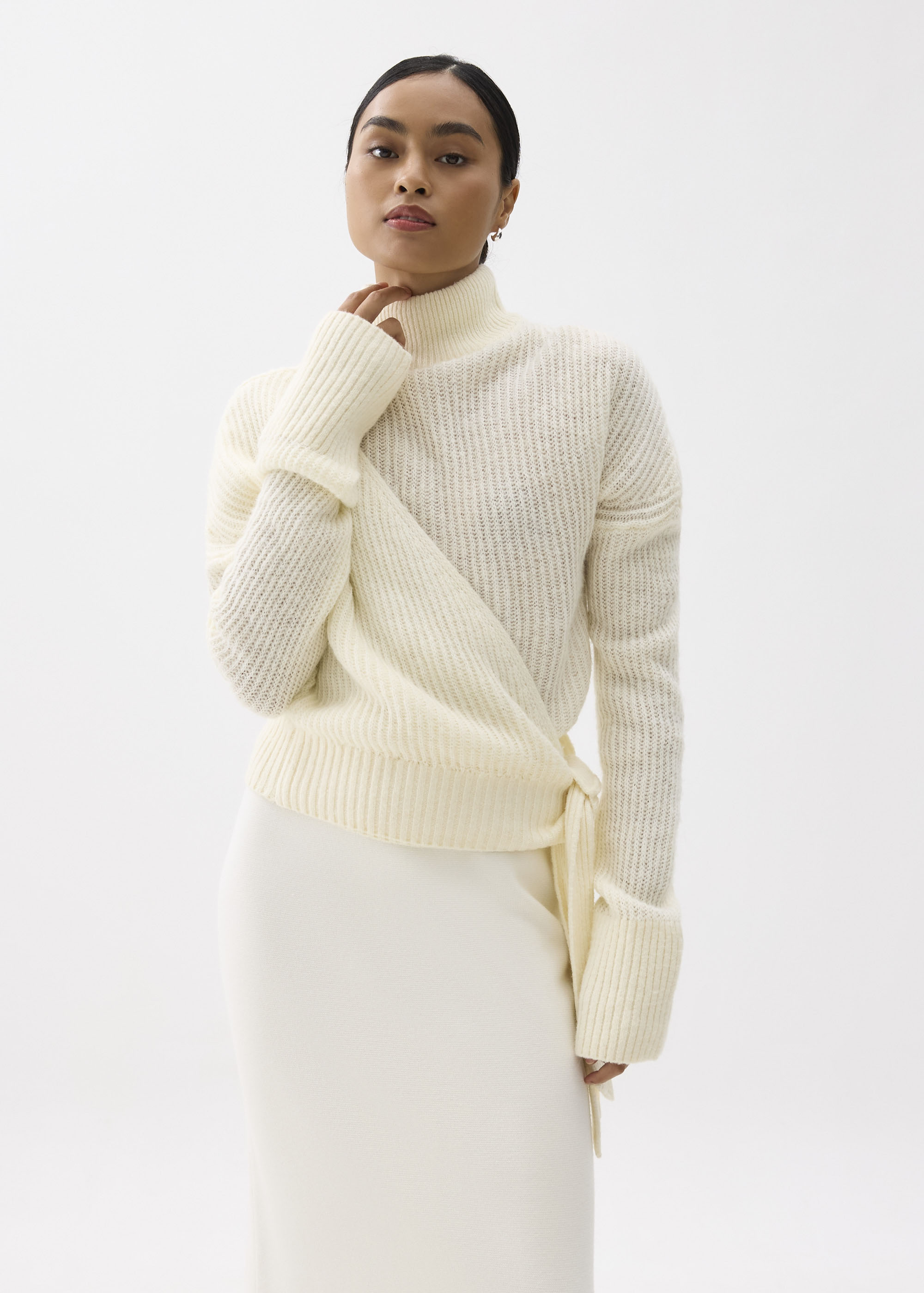 

Nola Turtle Neck Wool Blend Sweater-031-S