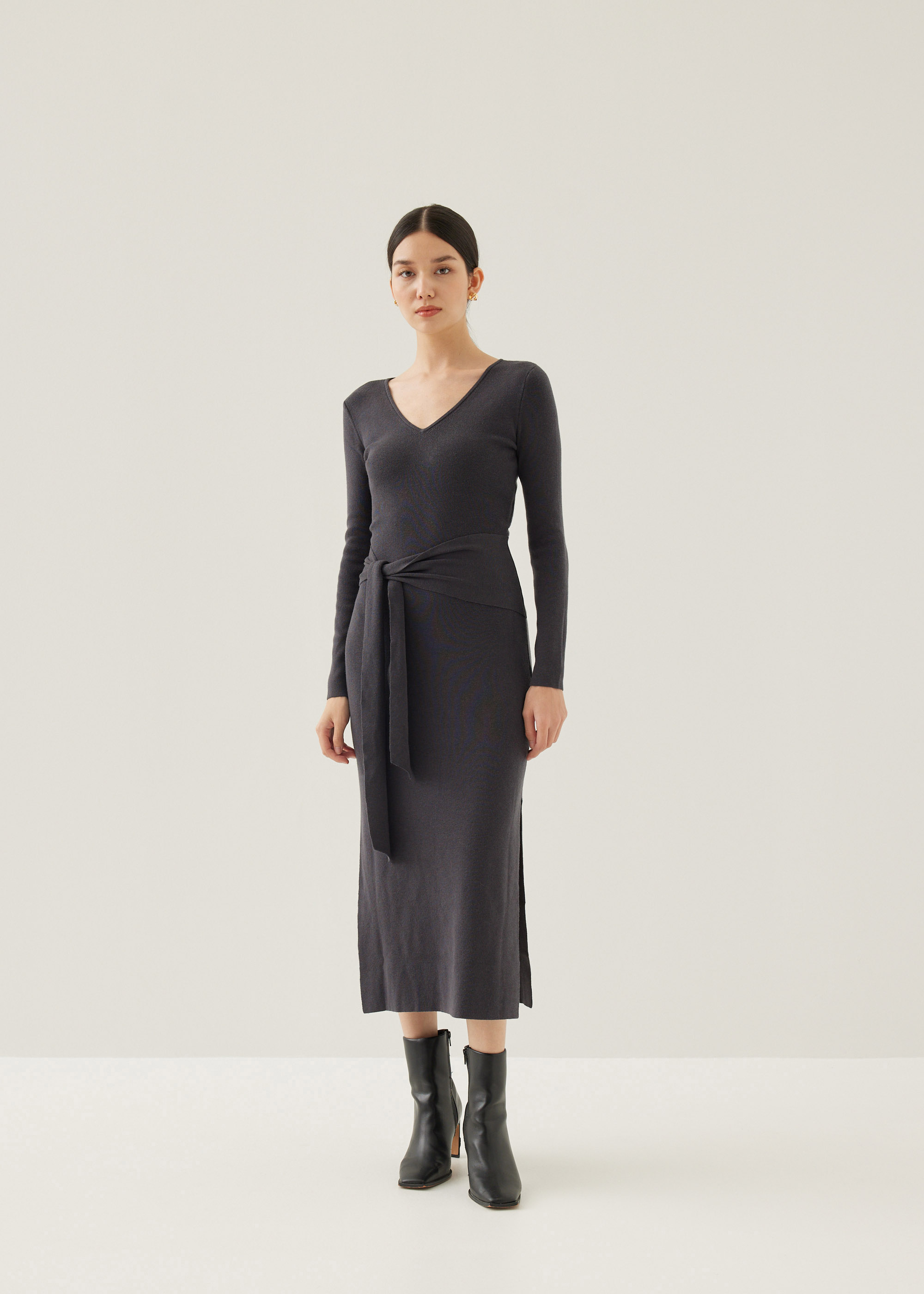 

Issie Knit Column Midi Dress-171-M