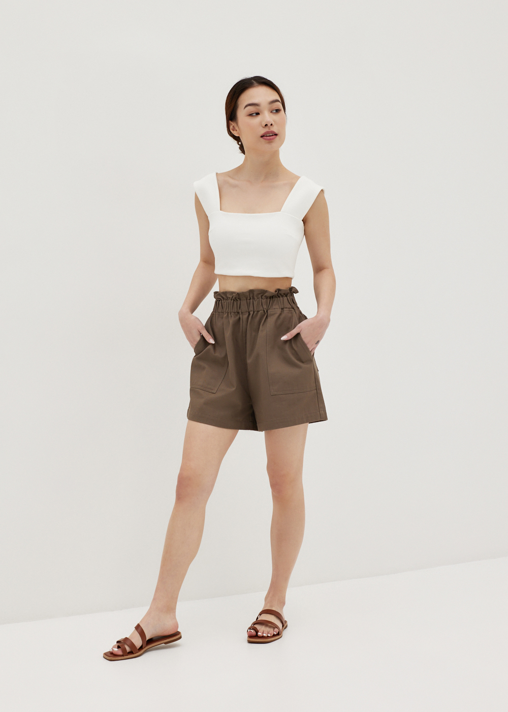 

Zielle Padded Square Neck Crop Tank-031-M