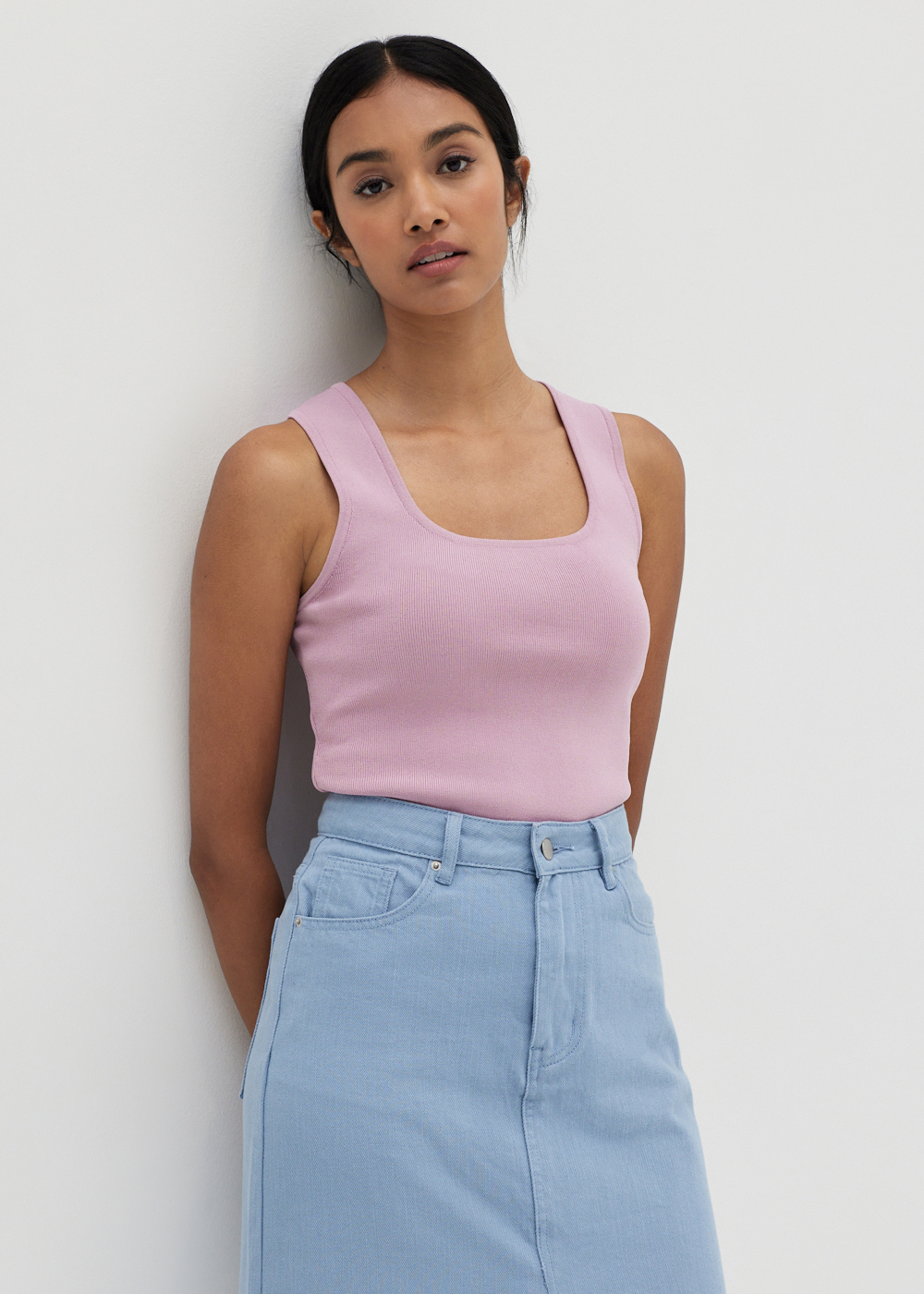 

Jannah Back Cut Out Tank Top-363-XS