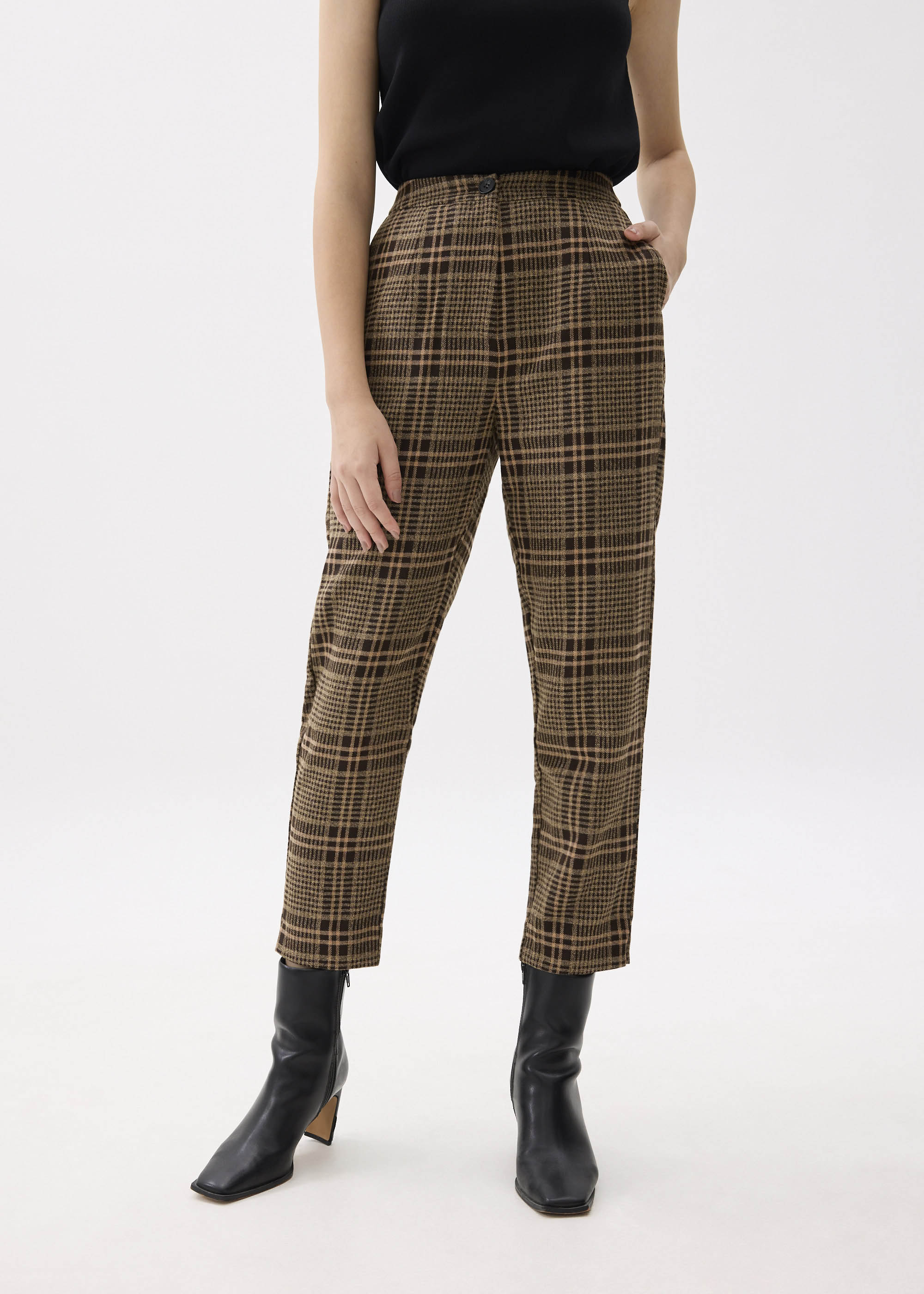 

Aurinda Plaid Peg Leg Pants-277-XS