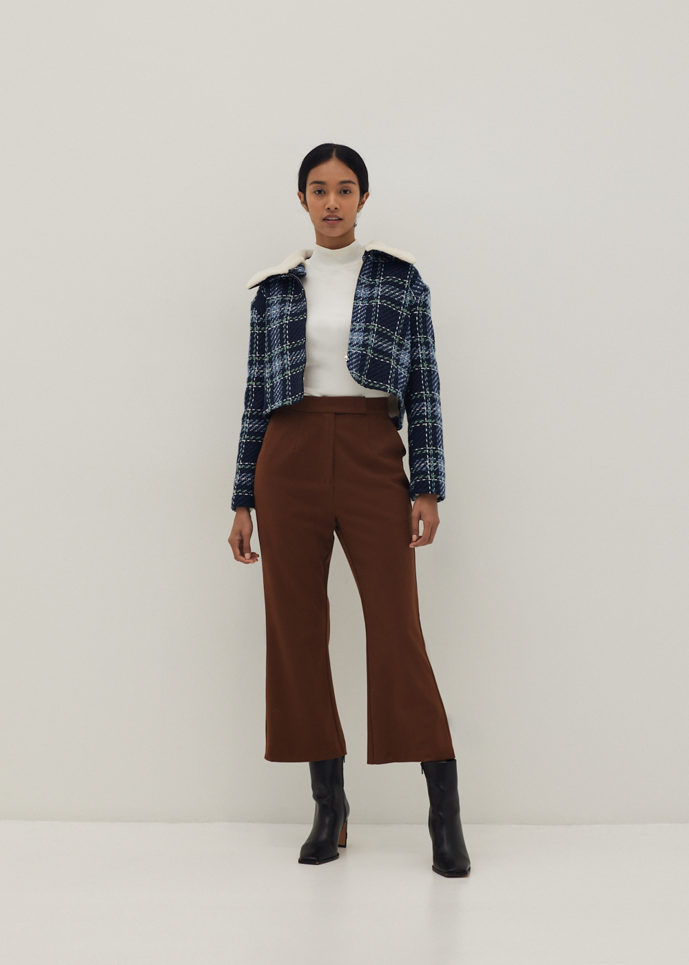 

Michelle Oversized Tartan Crop Jacket -052-XS