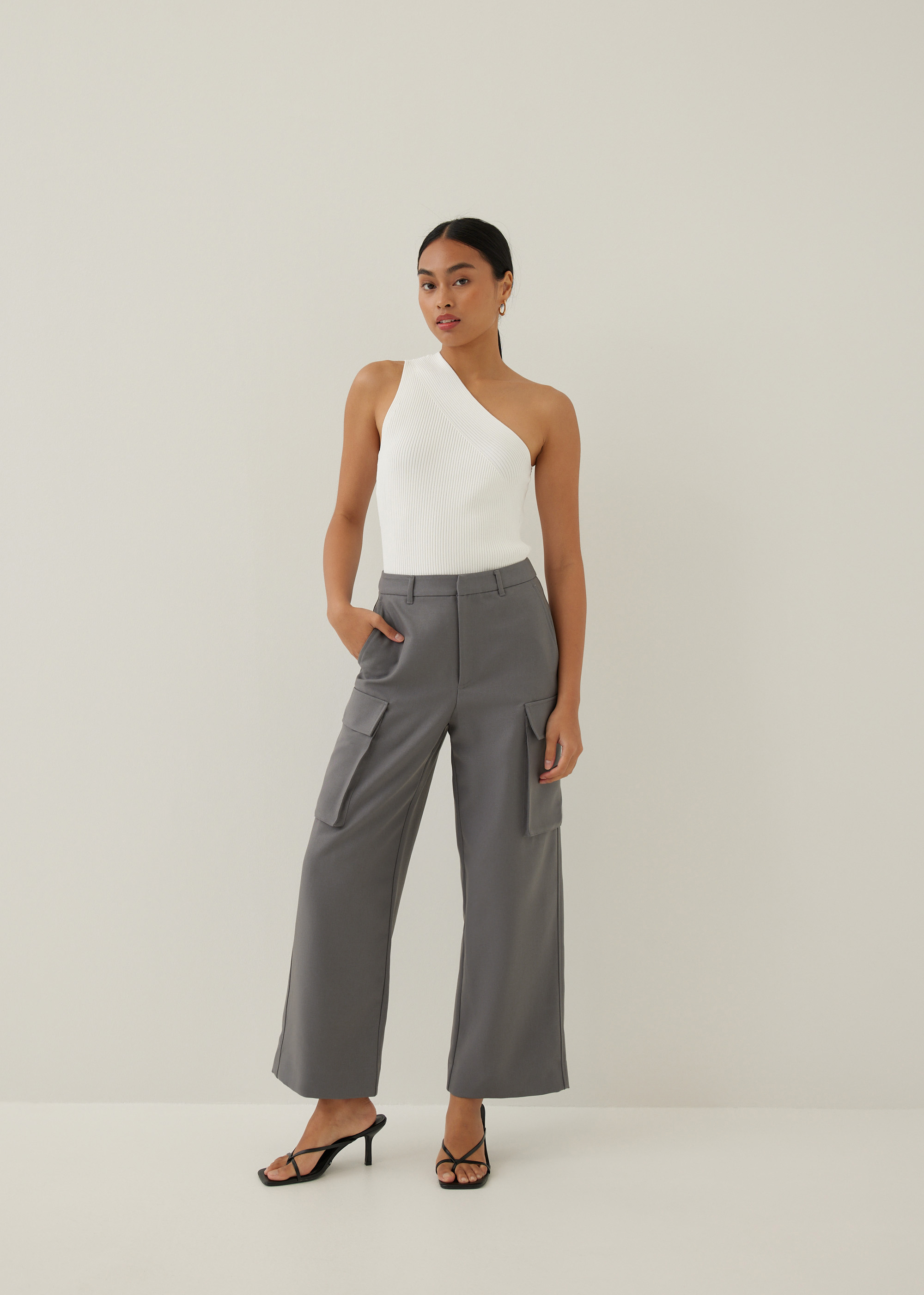 

Ylise Mid Waist Cargo Trousers-171-XS