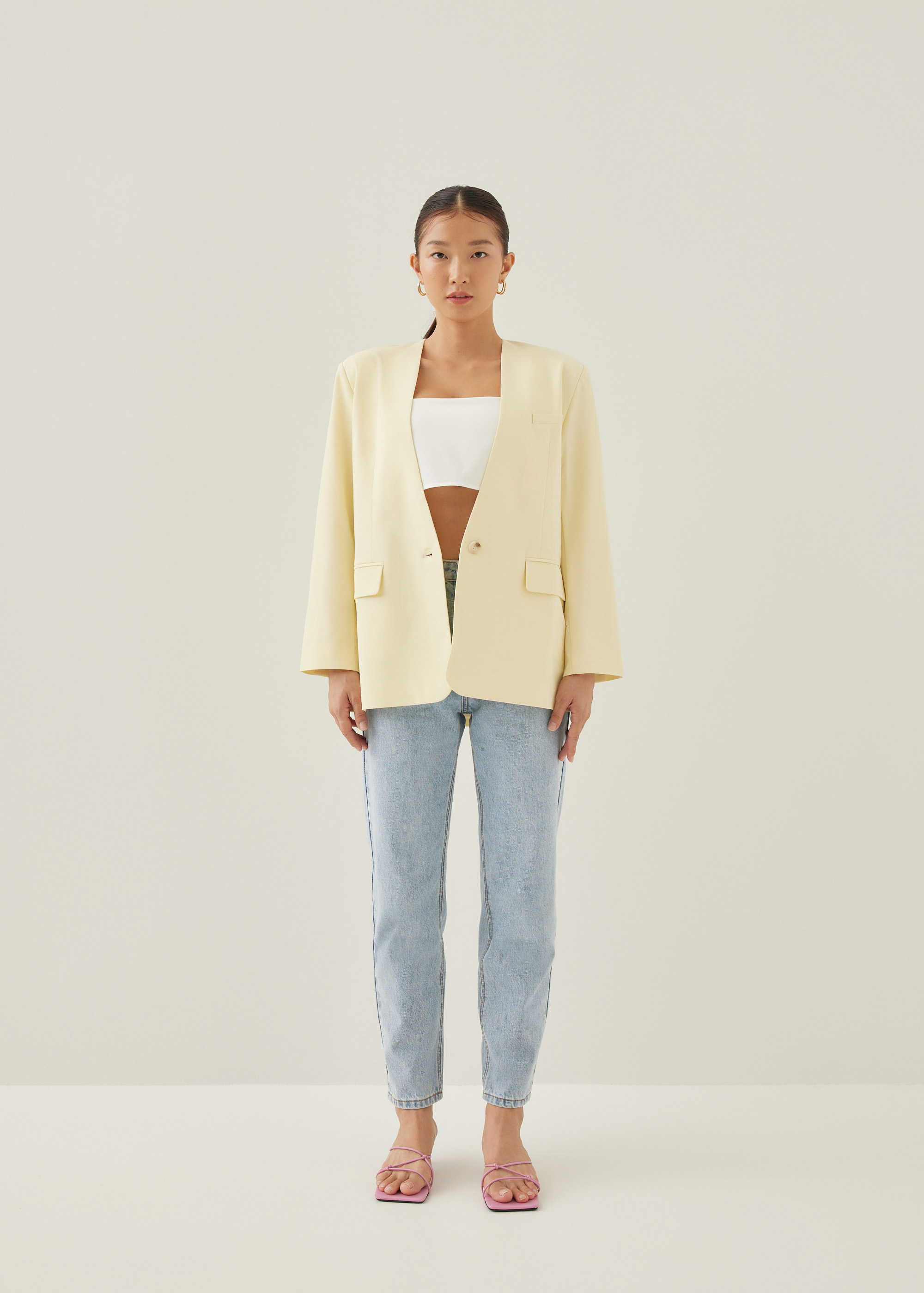 

Sitti Relaxed V-neck Blazer-204-S