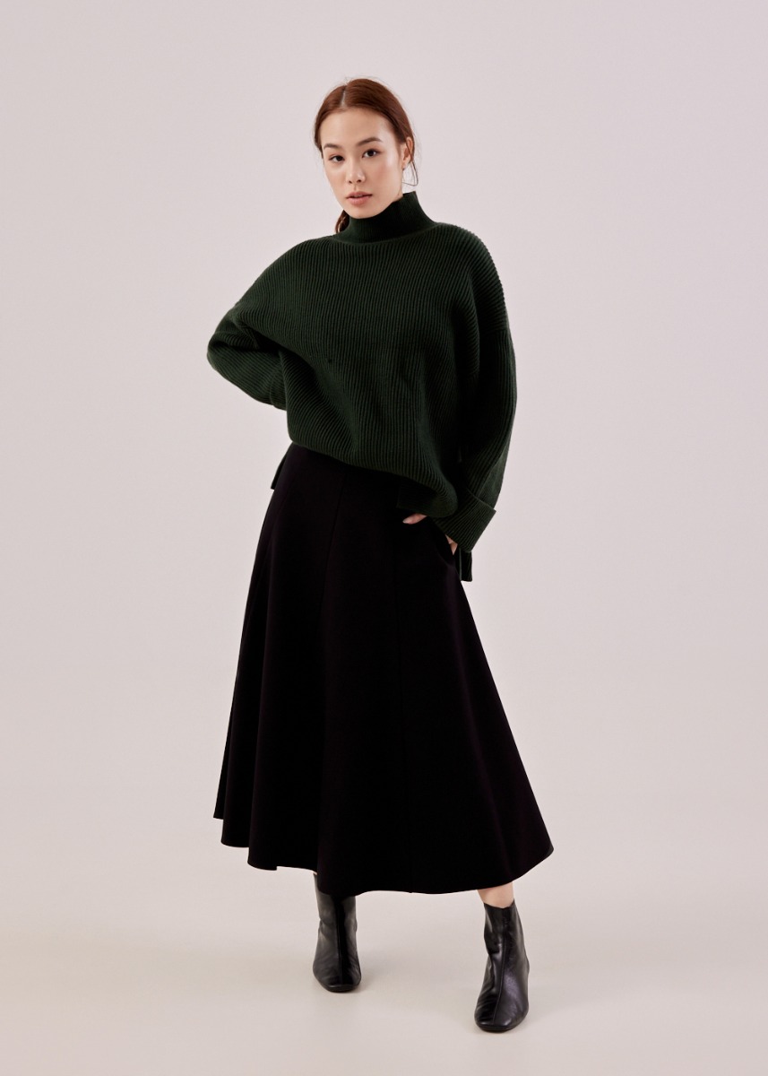 

Ester Oversized Turtle Neck Jumper-338-S