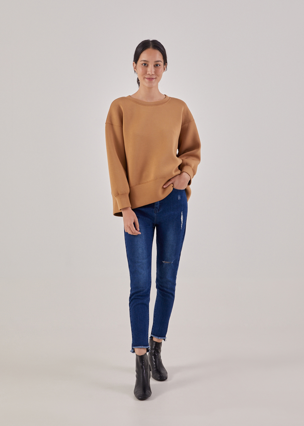 

Julianne Relaxed Neoprene Sweatshirt-276-S