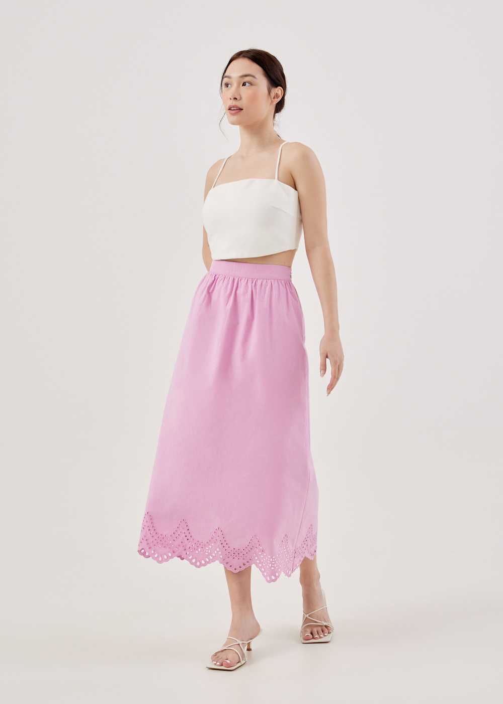 

Sarina Broderie Scallop Skirt-363-L