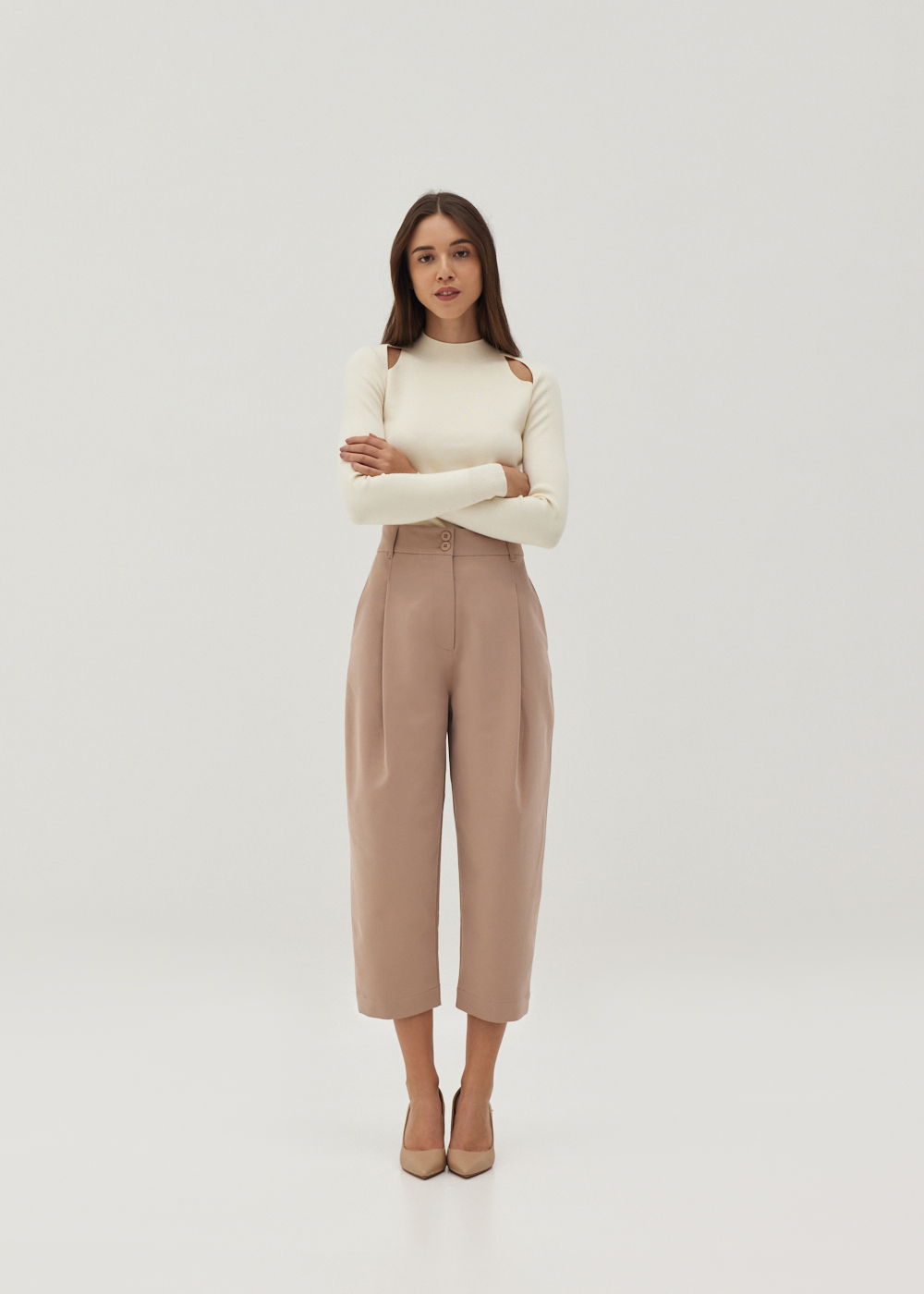 

Calynn Textured Twill Barrel Pants-146-M