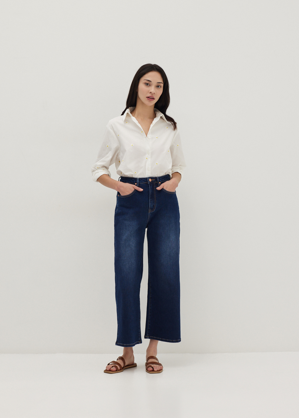

Jessamy Embroidered Shirt-031-XL
