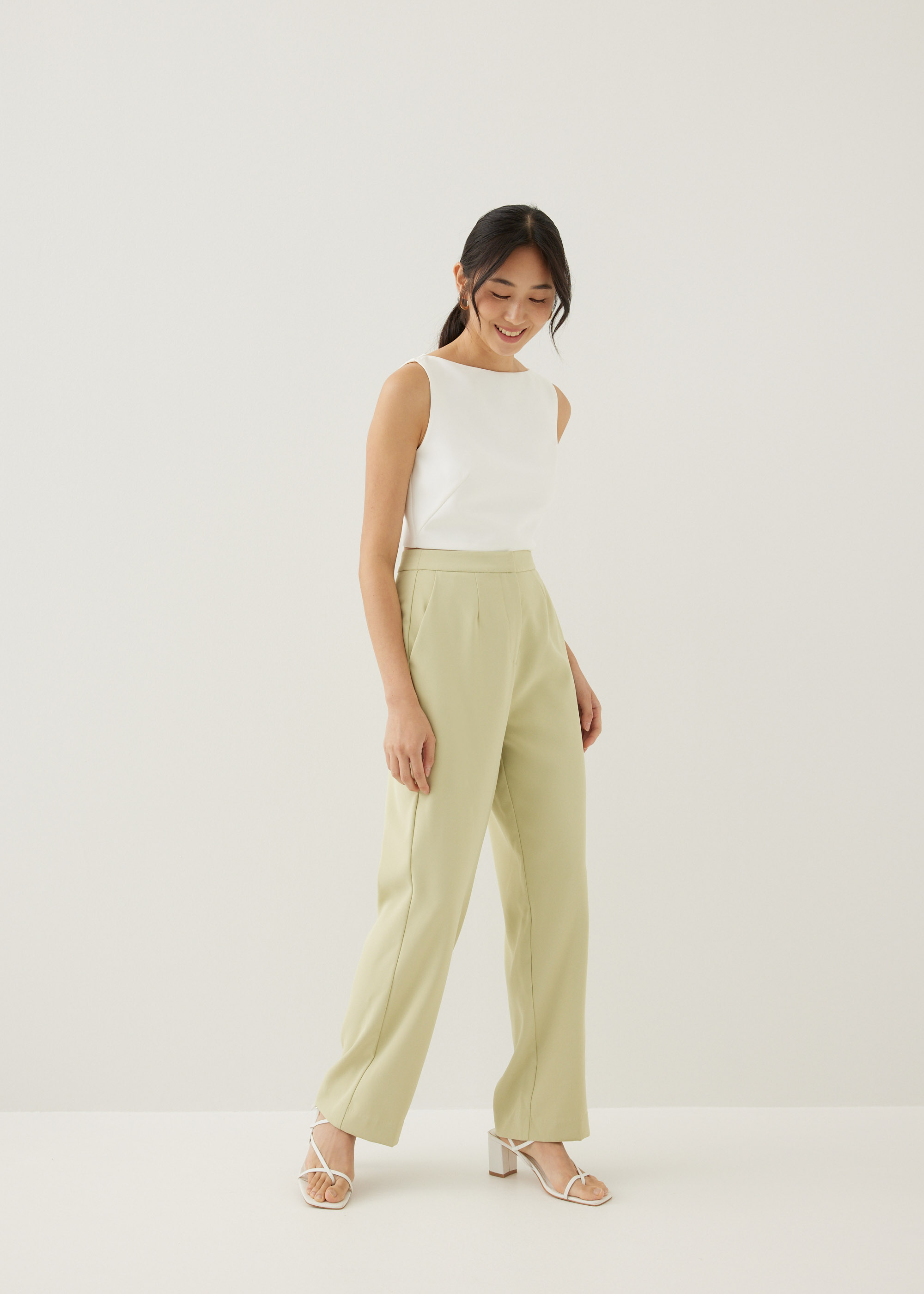 

Mailea Boat Neck Crop Top-031-XL