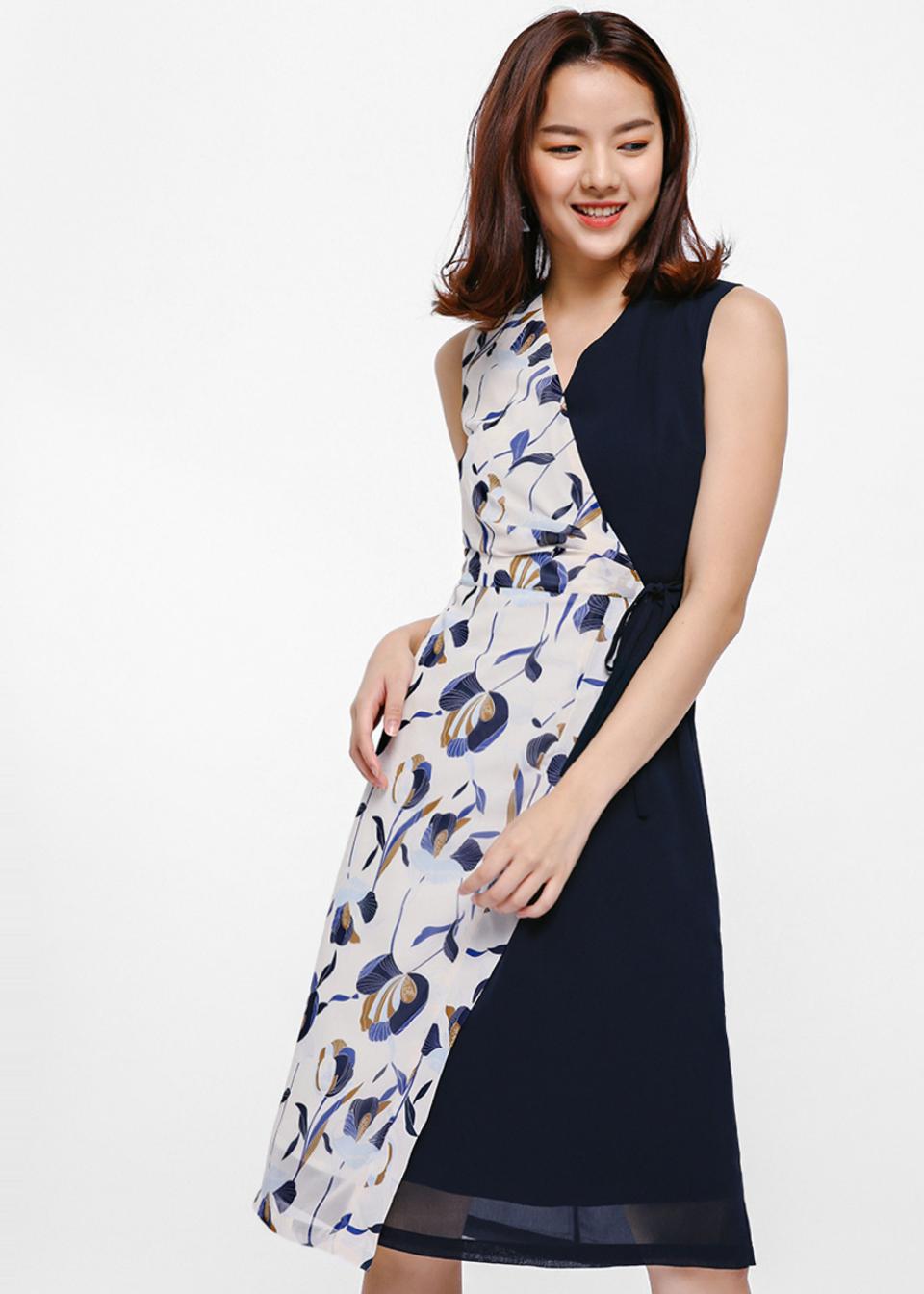 Neia Printed Wrap Dress
