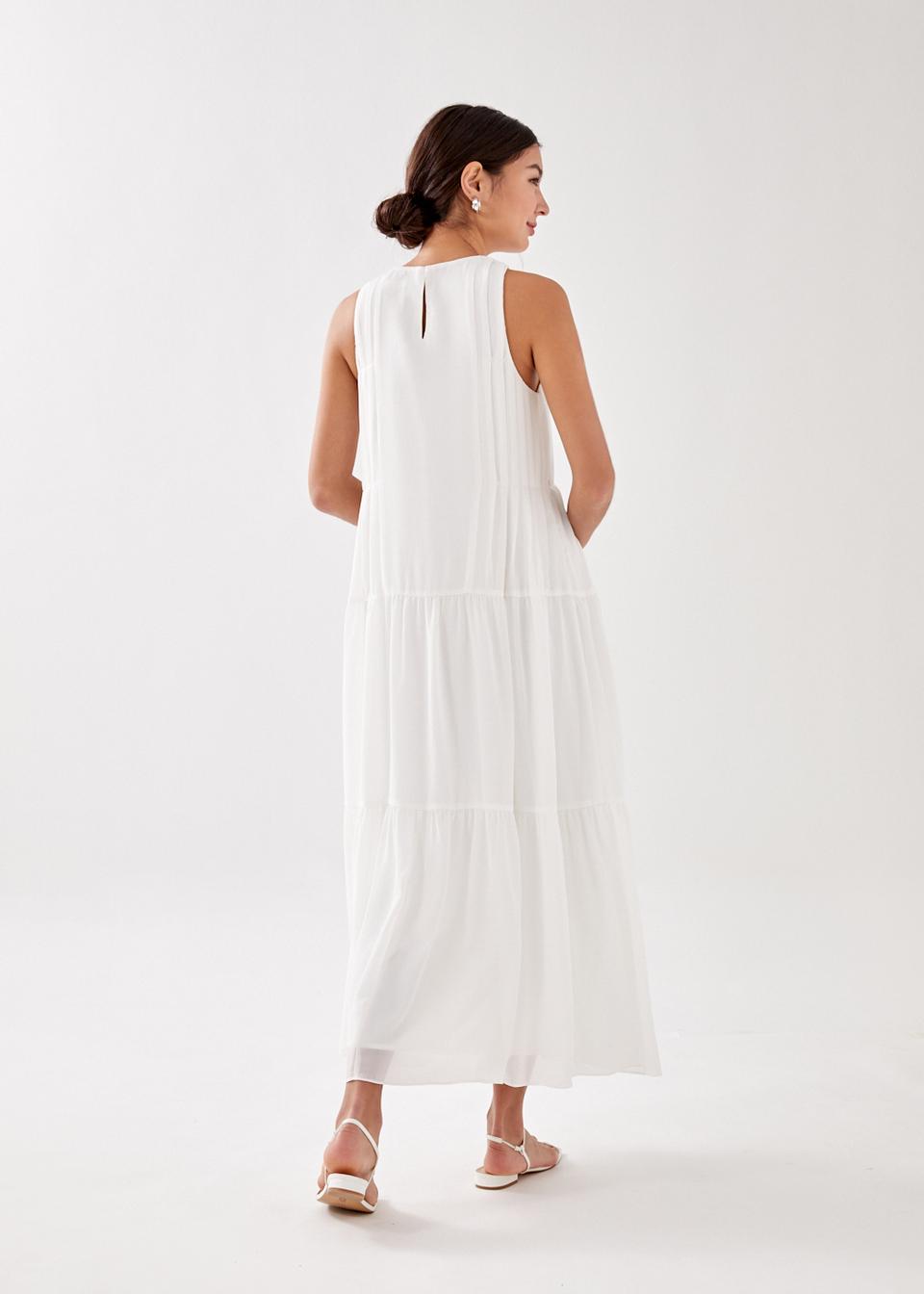 Buy Rese Pleated Trapeze Maxi Dress Love Bonito Singapore Shop Women S Fashion Online Love Bonito Sg Women S Fashion