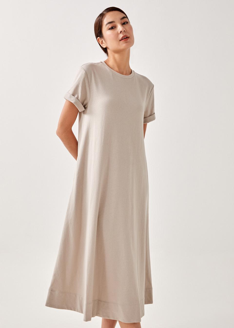 Novia T-shirt Midaxi Dress