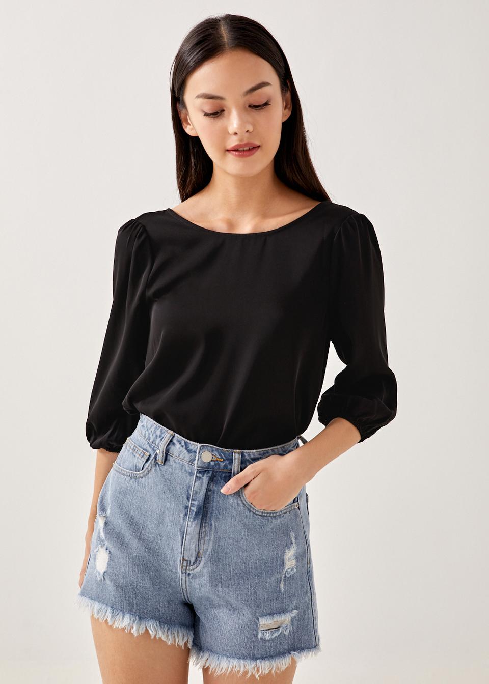 Garie Low Back Relaxed Blouse