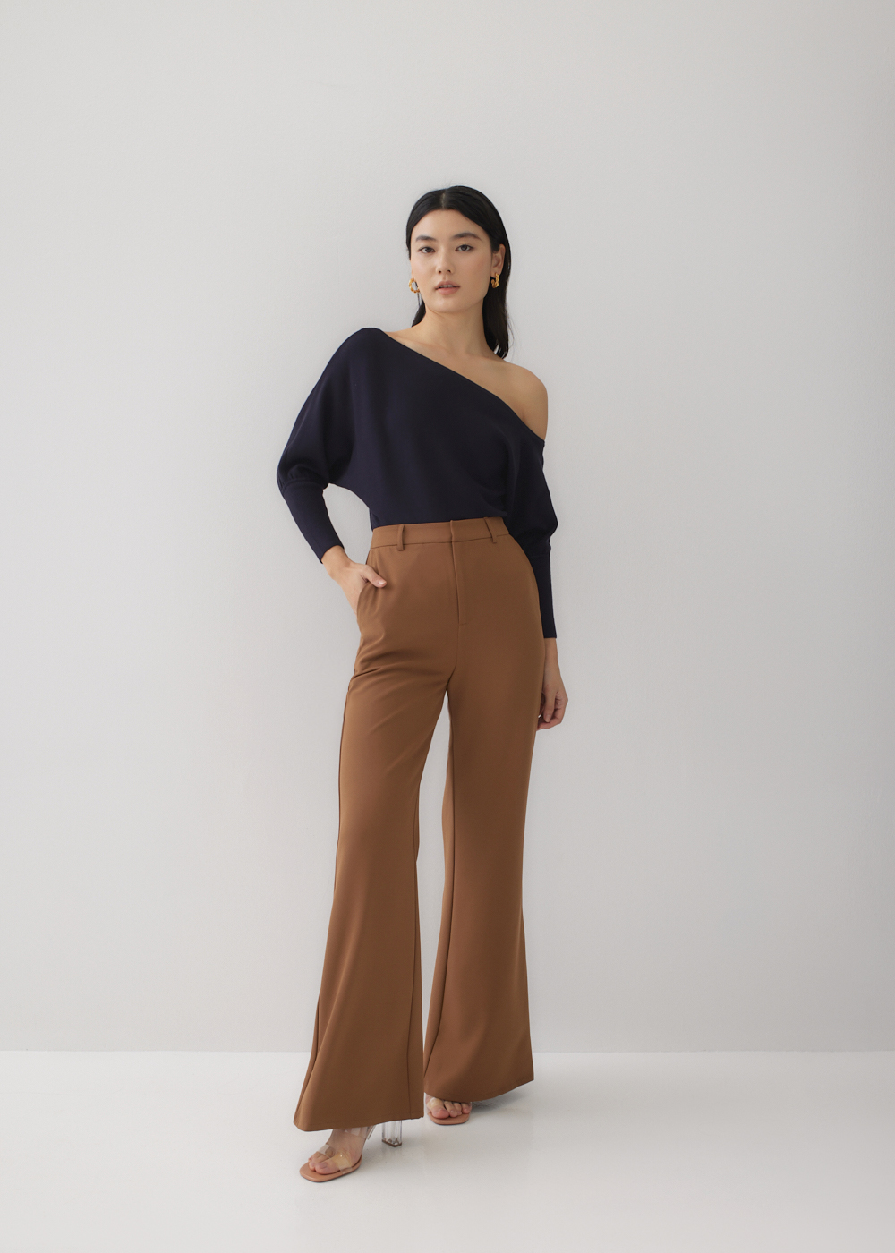 

Olvera Asymmetrical Knit Top-052-XXS