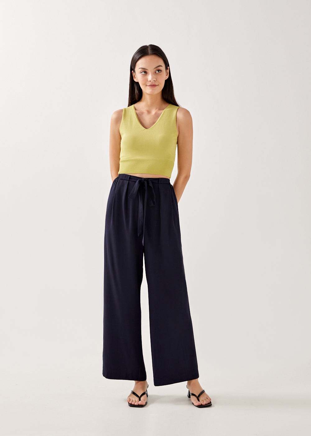 

Kellen Elastic Straight Pants-052-L