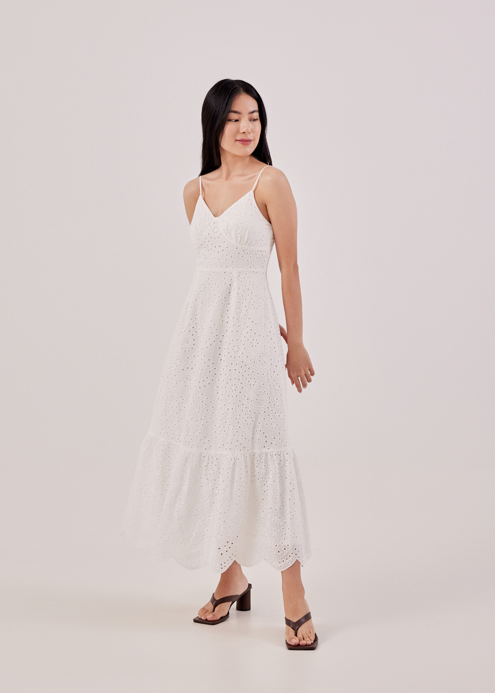 

Wilma Broderie Tiered Dress-031-XS